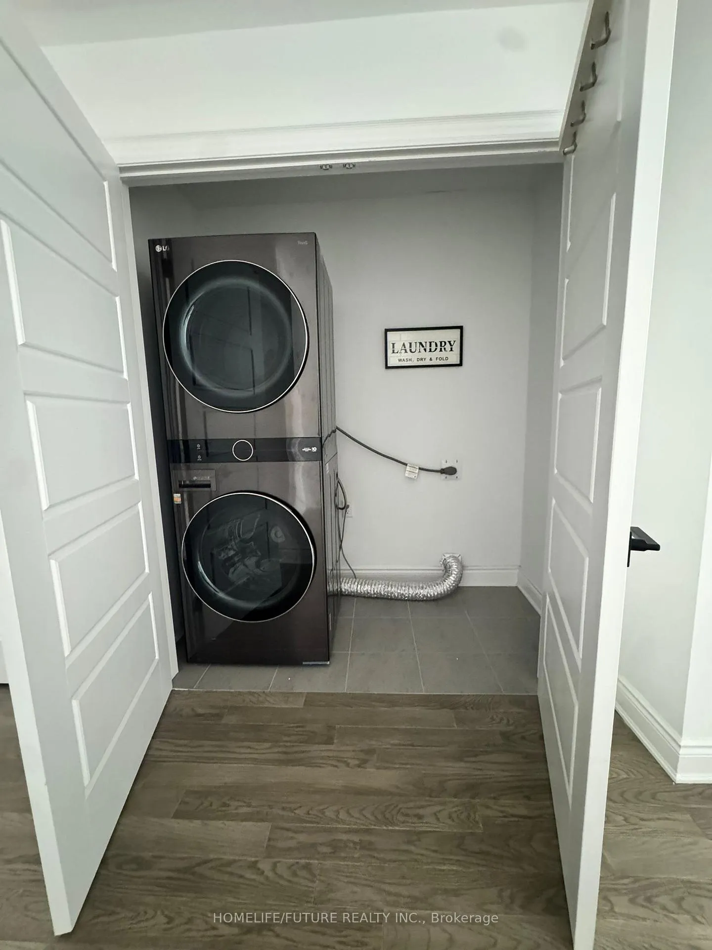 Photo 13 of 1509 Honey Locust Place, Pickering, Rural Pickering — HOMEH