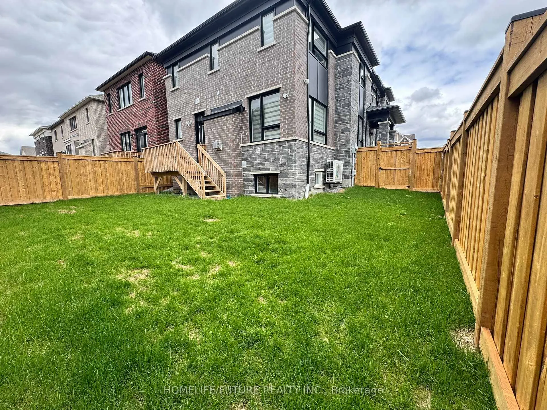 Photo 23 of 1509 Honey Locust Place, Pickering, Rural Pickering — HOMEH