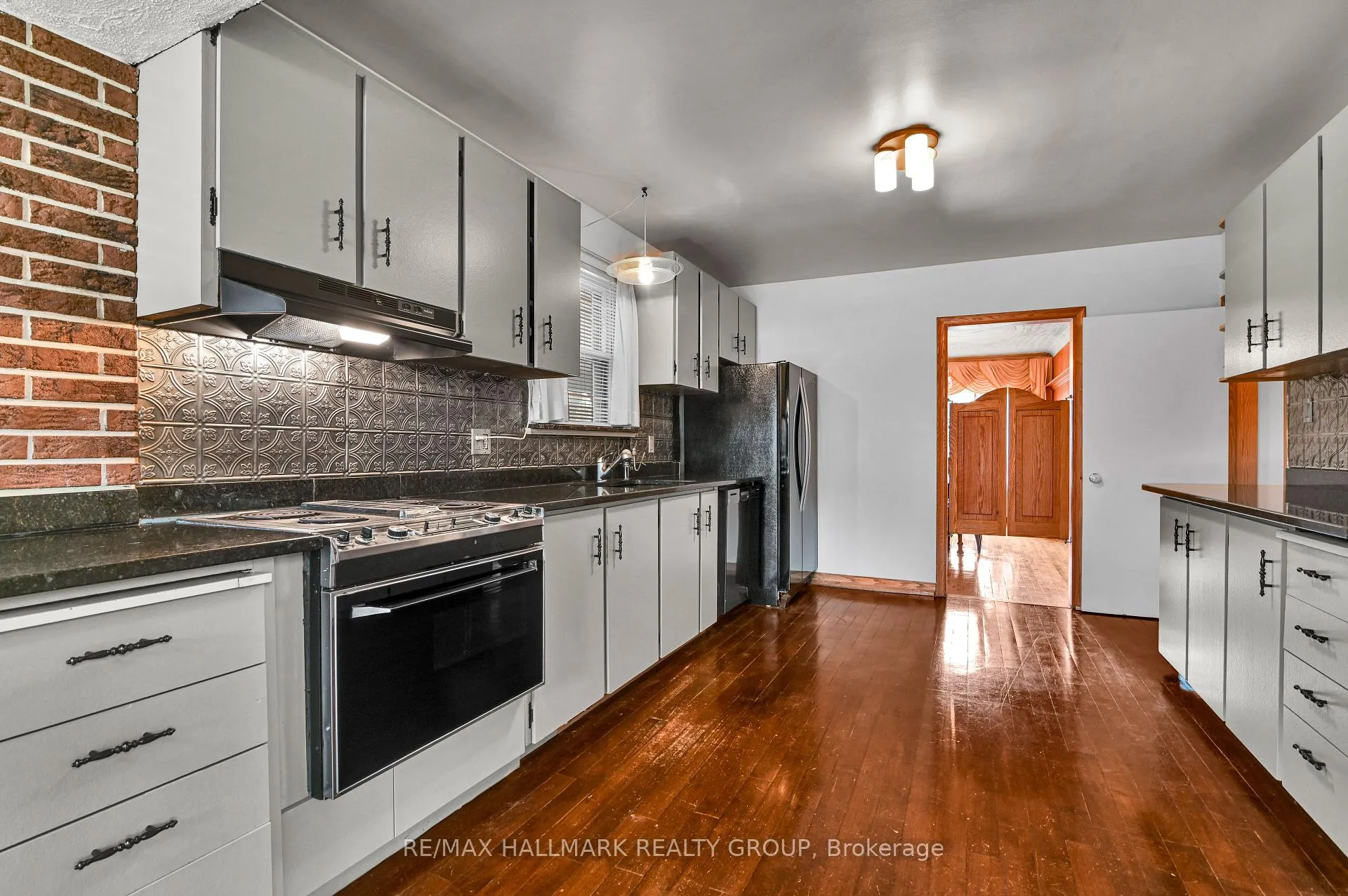 Photo 13 of 1230 Major Street, Ottawa, Bel Air Park — HOMEH