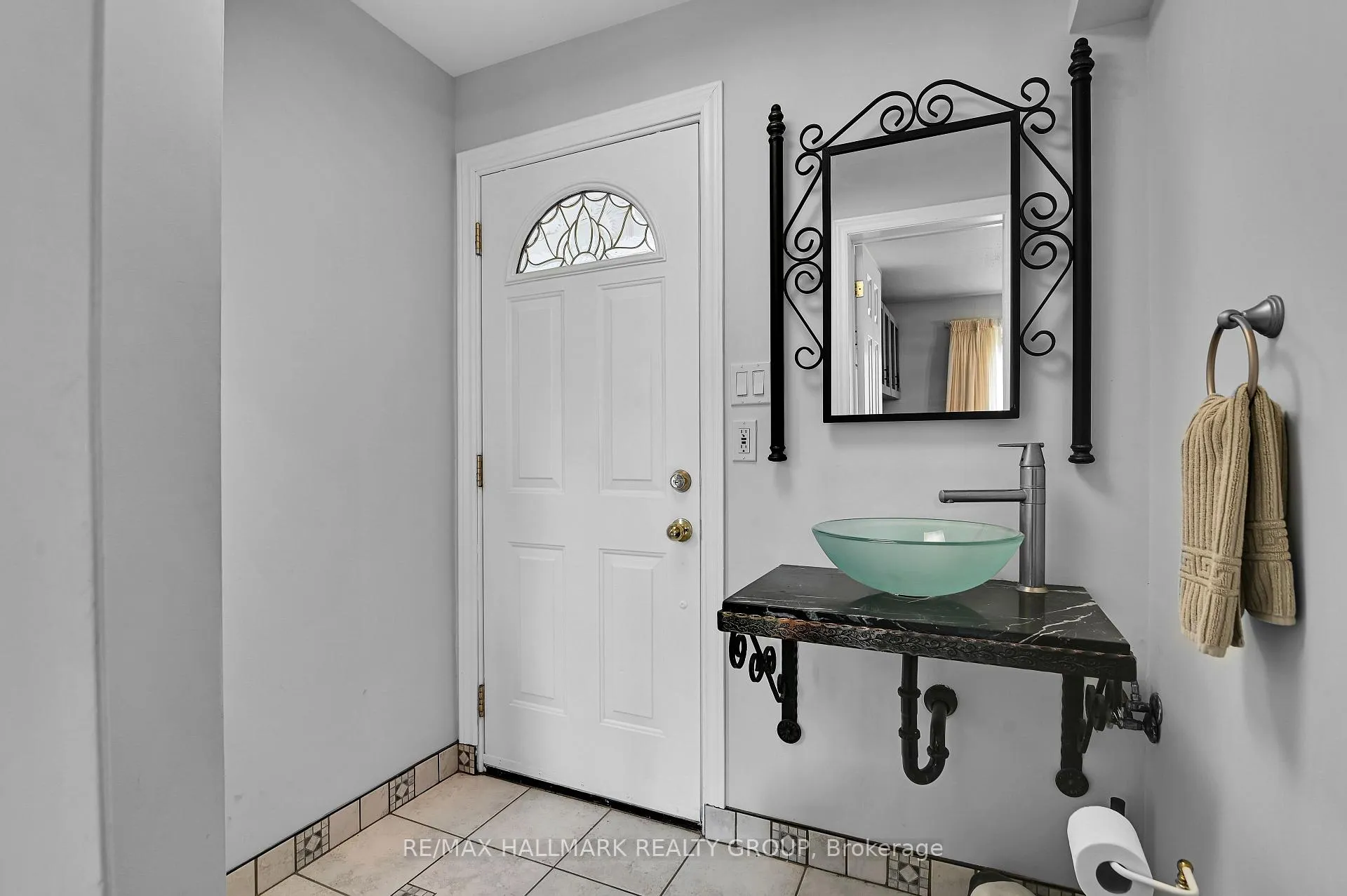 Photo 18 of 1230 Major Street, Ottawa, Bel Air Park — HOMEH