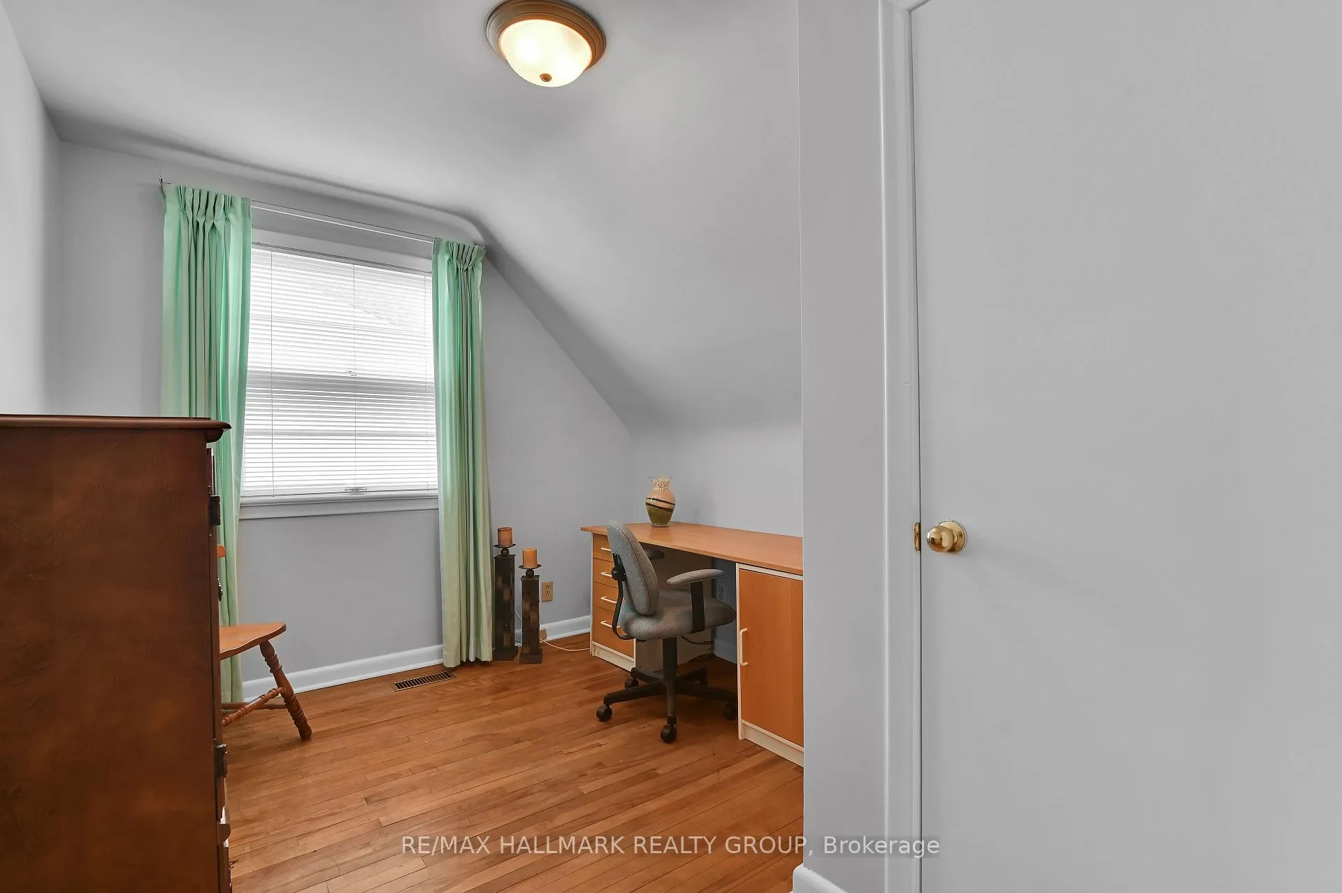 Photo 26 of 1230 Major Street, Ottawa, Bel Air Park — HOMEH