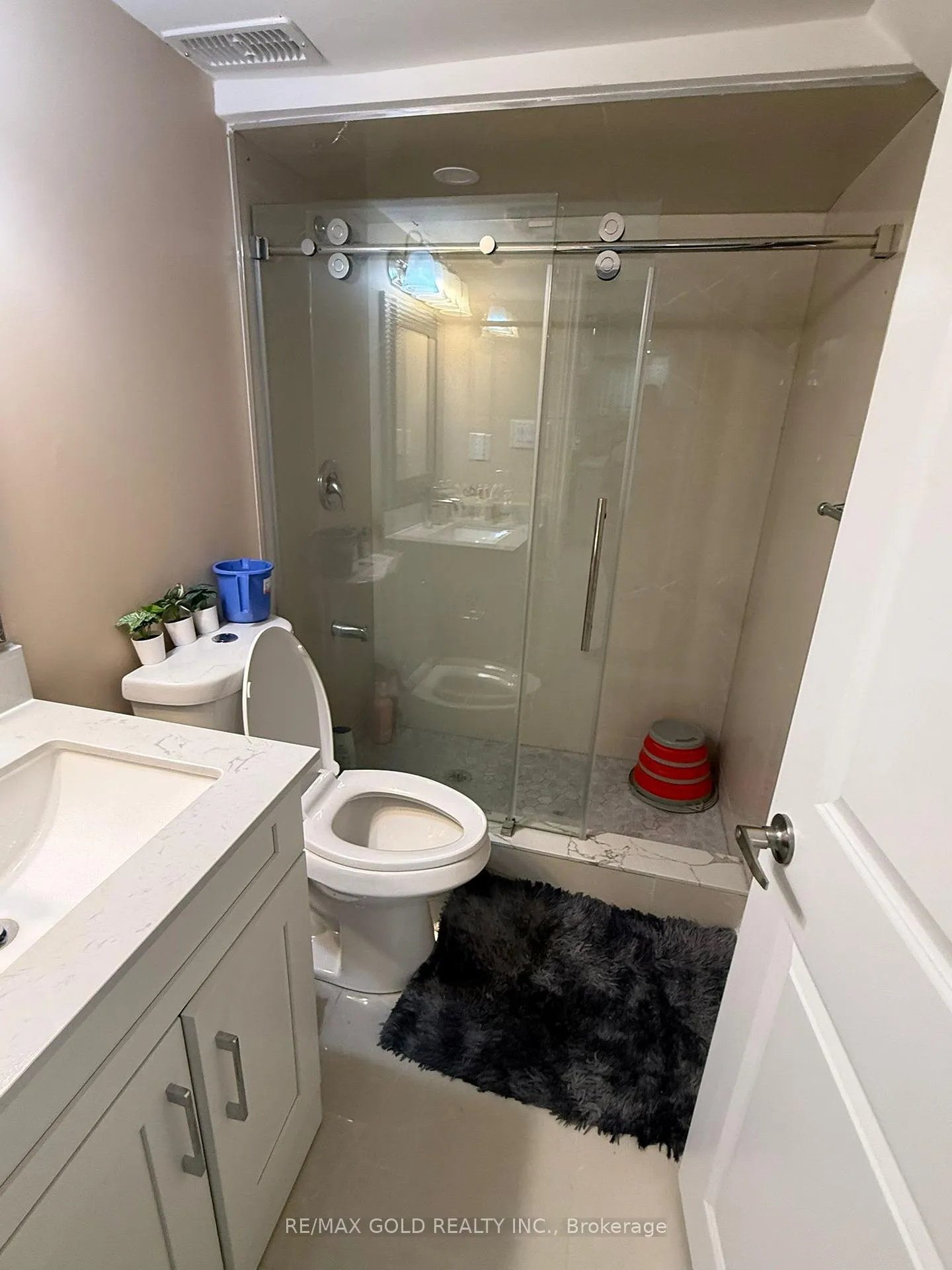 Photo 7 of Unit Bsmt, 35 Latania Boulevard, Brampton, Vales of Castlemore — HOMEH