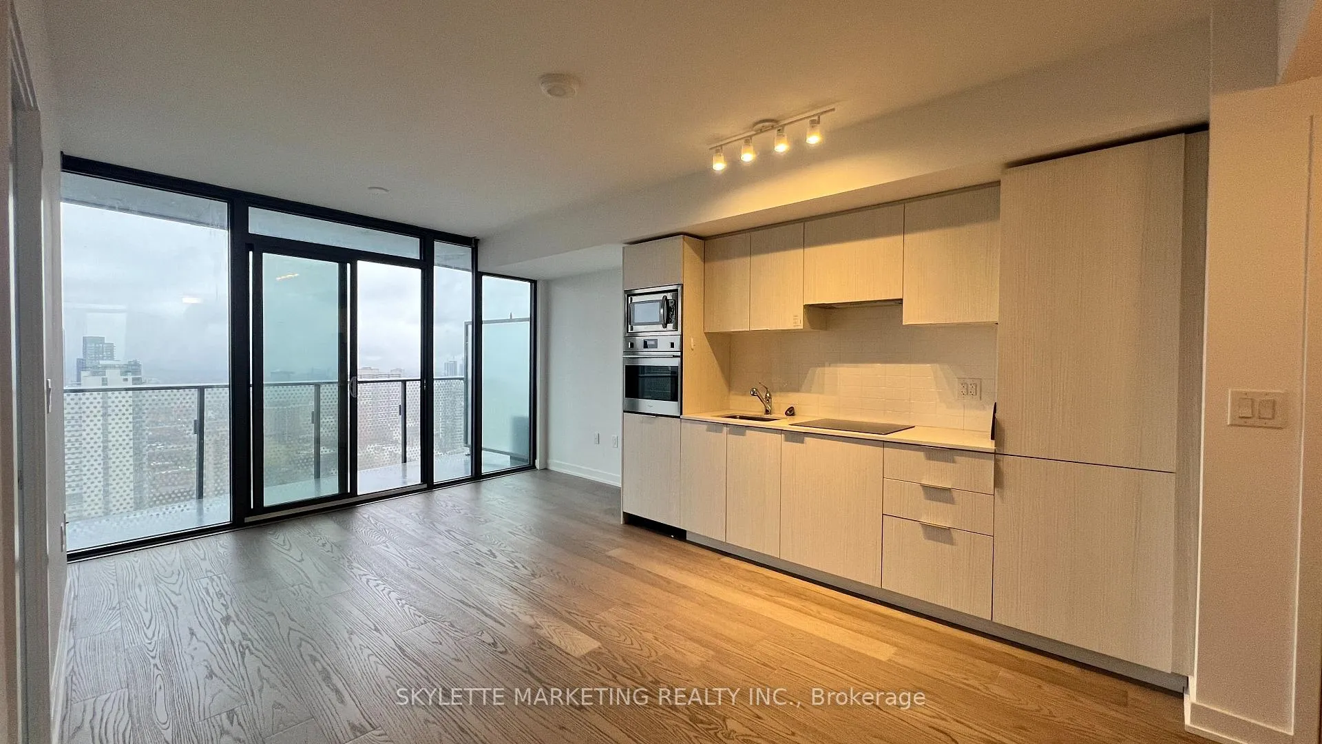 Photo 1 of Unit 3201, 11 Wellesley Street W, Toronto, Bay Street Corridor — HOMEH