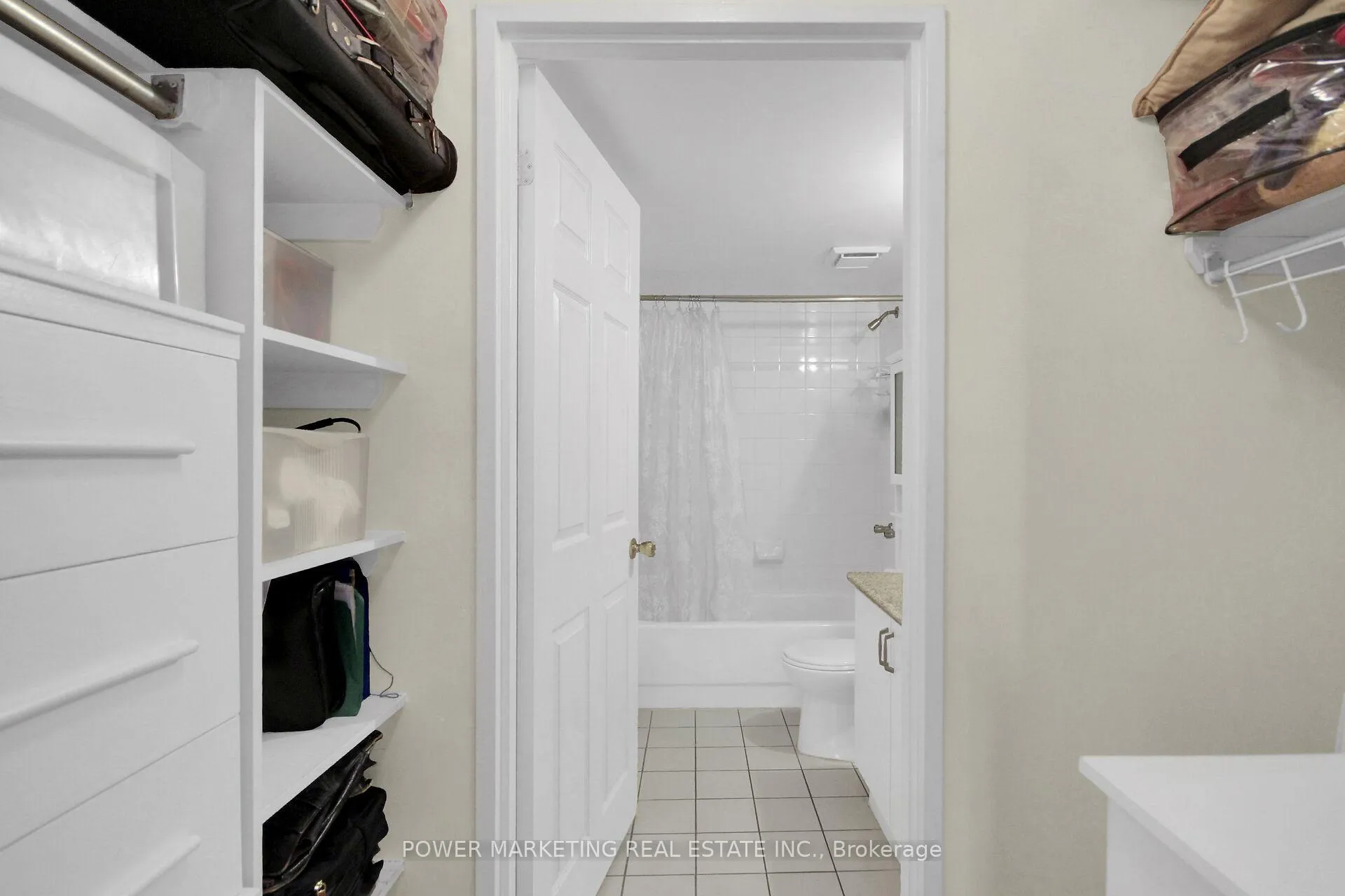 Photo 32 of Unit 212, 1440 Heron Road, Ottawa, Heron Gate — HOMEH
