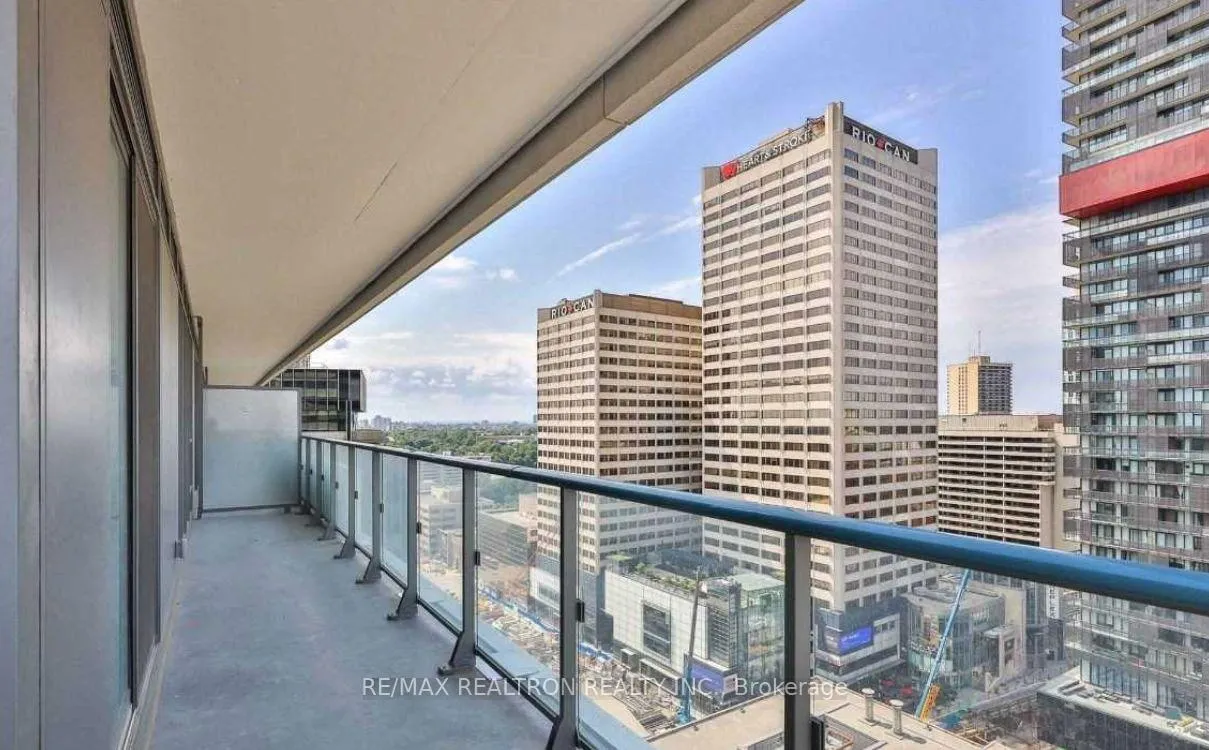 Photo 12 of Unit 1802, 2221 Yonge Street, Toronto, Mount Pleasant West — HOMEH