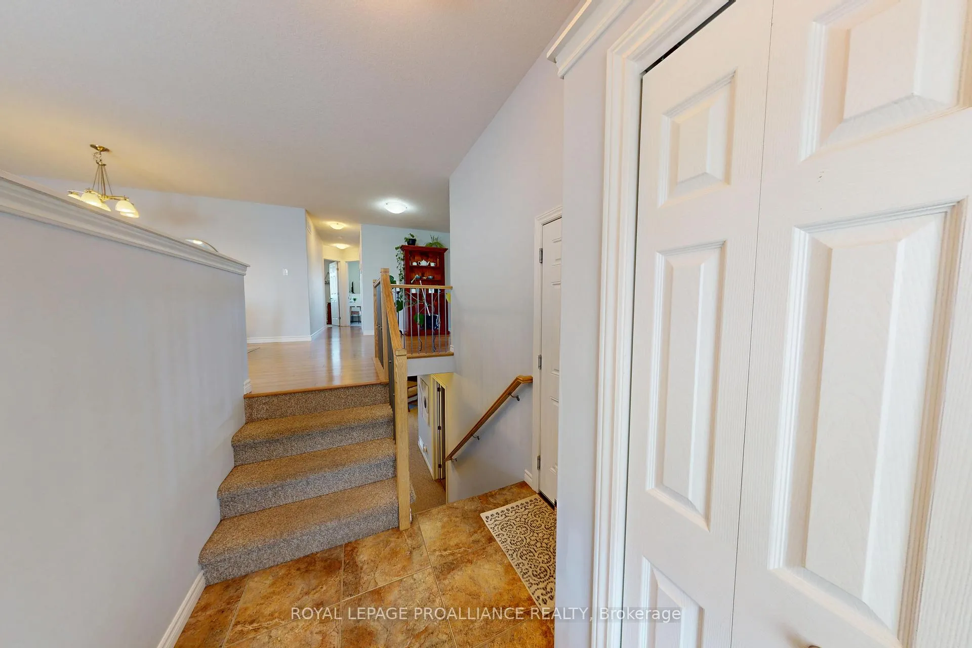 Photo 3 of 121 Greenhill Lane, Belleville, Belleville Ward — HOMEH