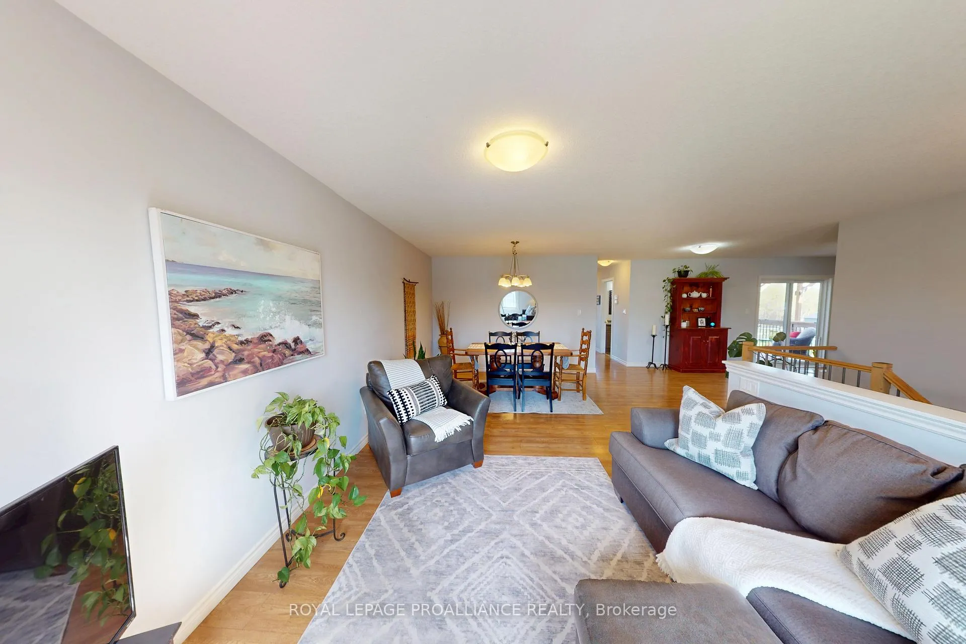 Photo 5 of 121 Greenhill Lane, Belleville, Belleville Ward — HOMEH