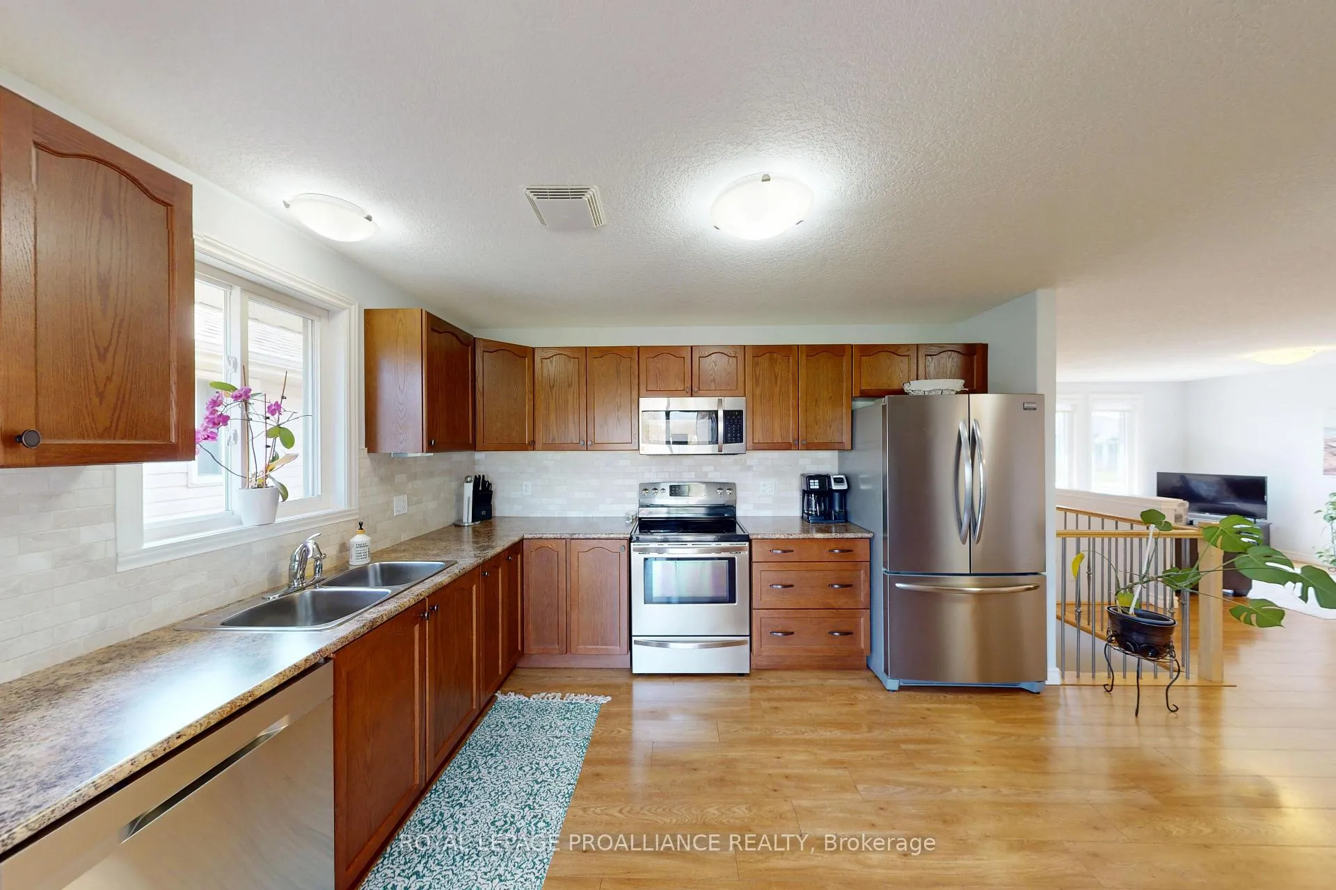 Photo 9 of 121 Greenhill Lane, Belleville, Belleville Ward — HOMEH