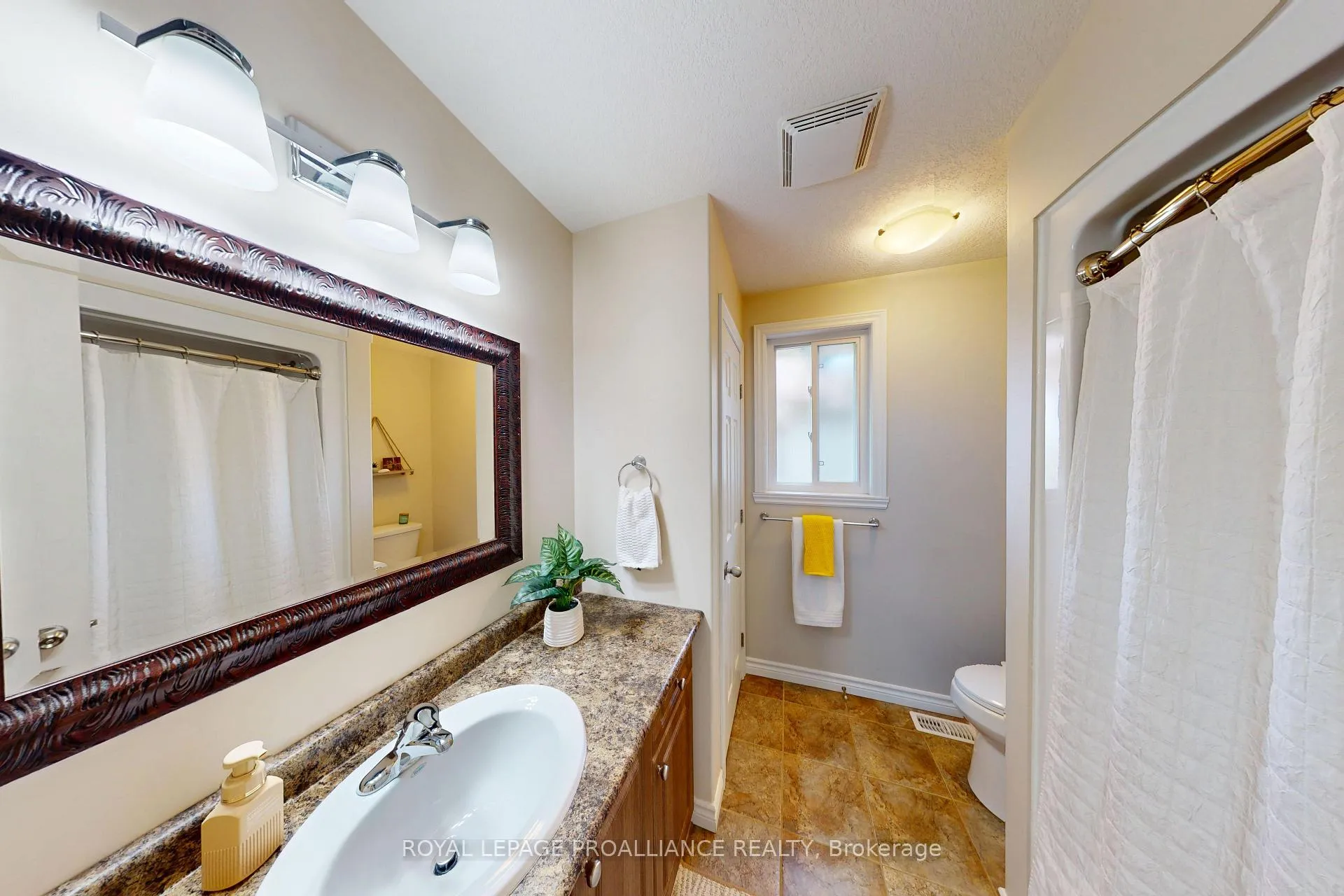 Photo 10 of 121 Greenhill Lane, Belleville, Belleville Ward — HOMEH