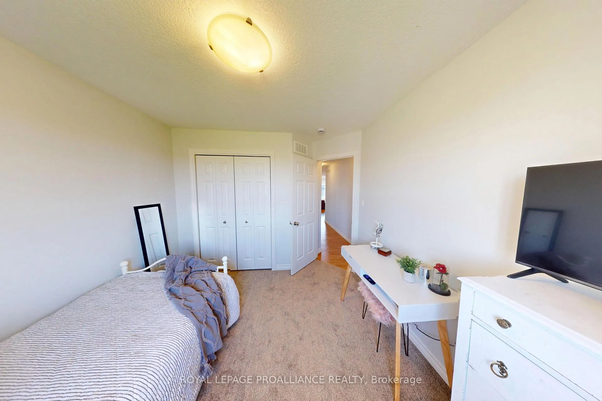 Photo 13 of 121 Greenhill Lane, Belleville, Belleville Ward — HOMEH