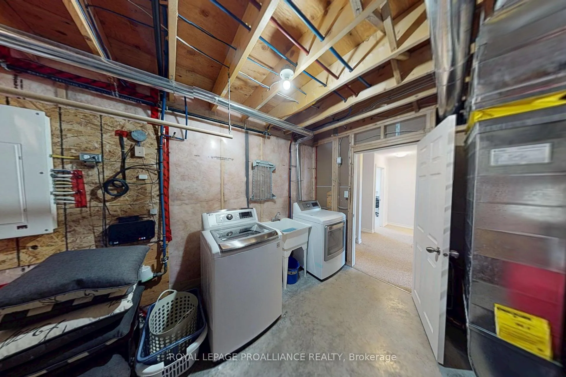 Photo 27 of 121 Greenhill Lane, Belleville, Belleville Ward — HOMEH