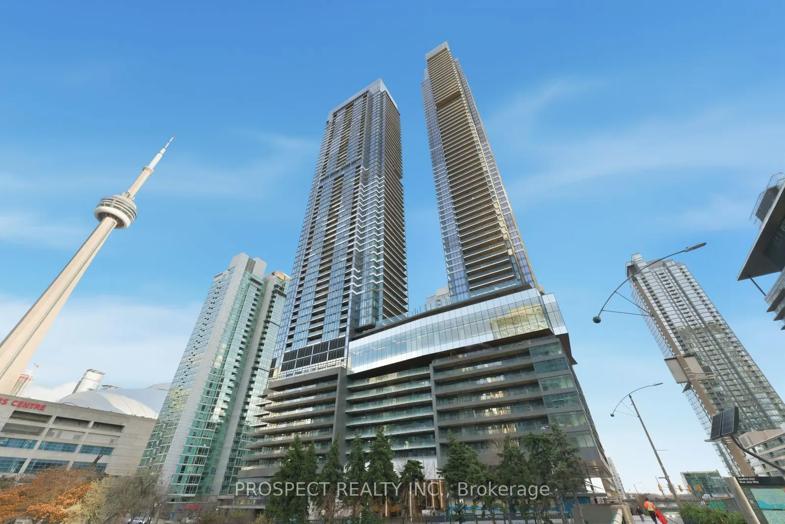 Photo 1 of Unit 935, 1 Concord Cityplac Way, Toronto, Waterfront Communities — HOMEH
