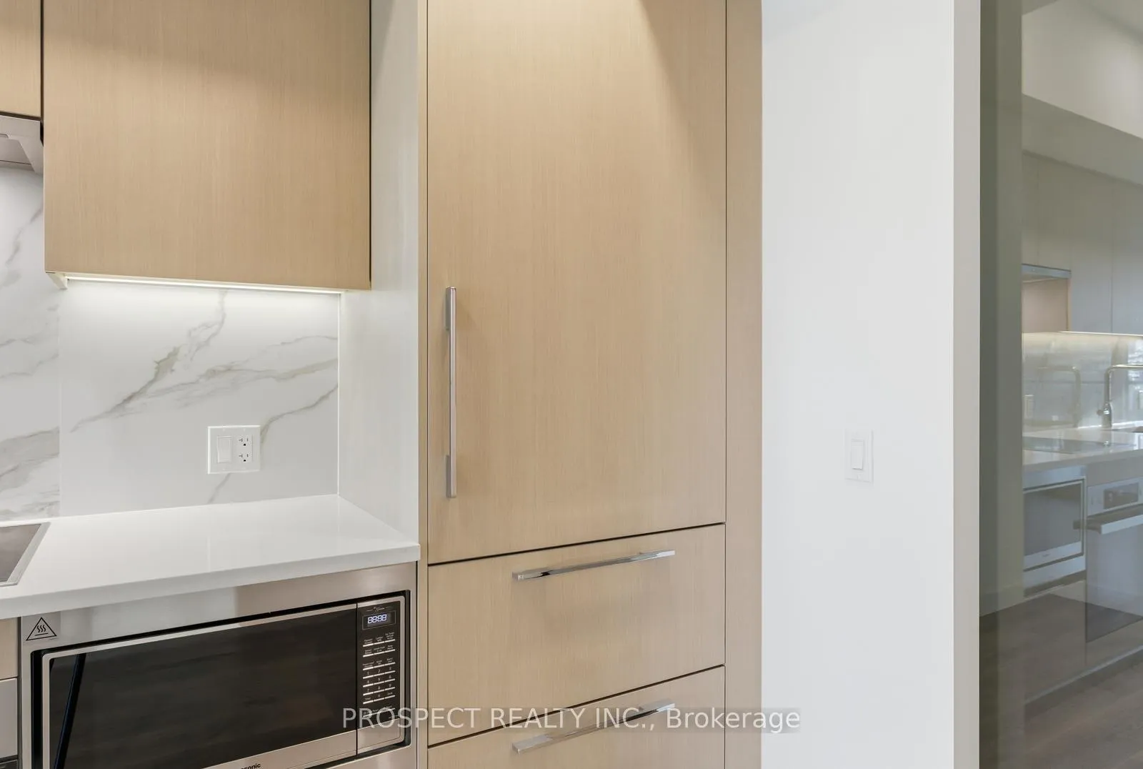 Photo 11 of Unit 935, 1 Concord Cityplac Way, Toronto, Waterfront Communities — HOMEH
