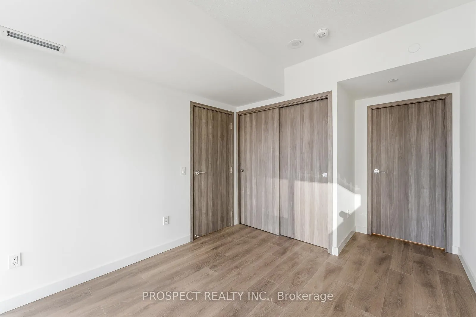 Photo 18 of Unit 935, 1 Concord Cityplac Way, Toronto, Waterfront Communities — HOMEH
