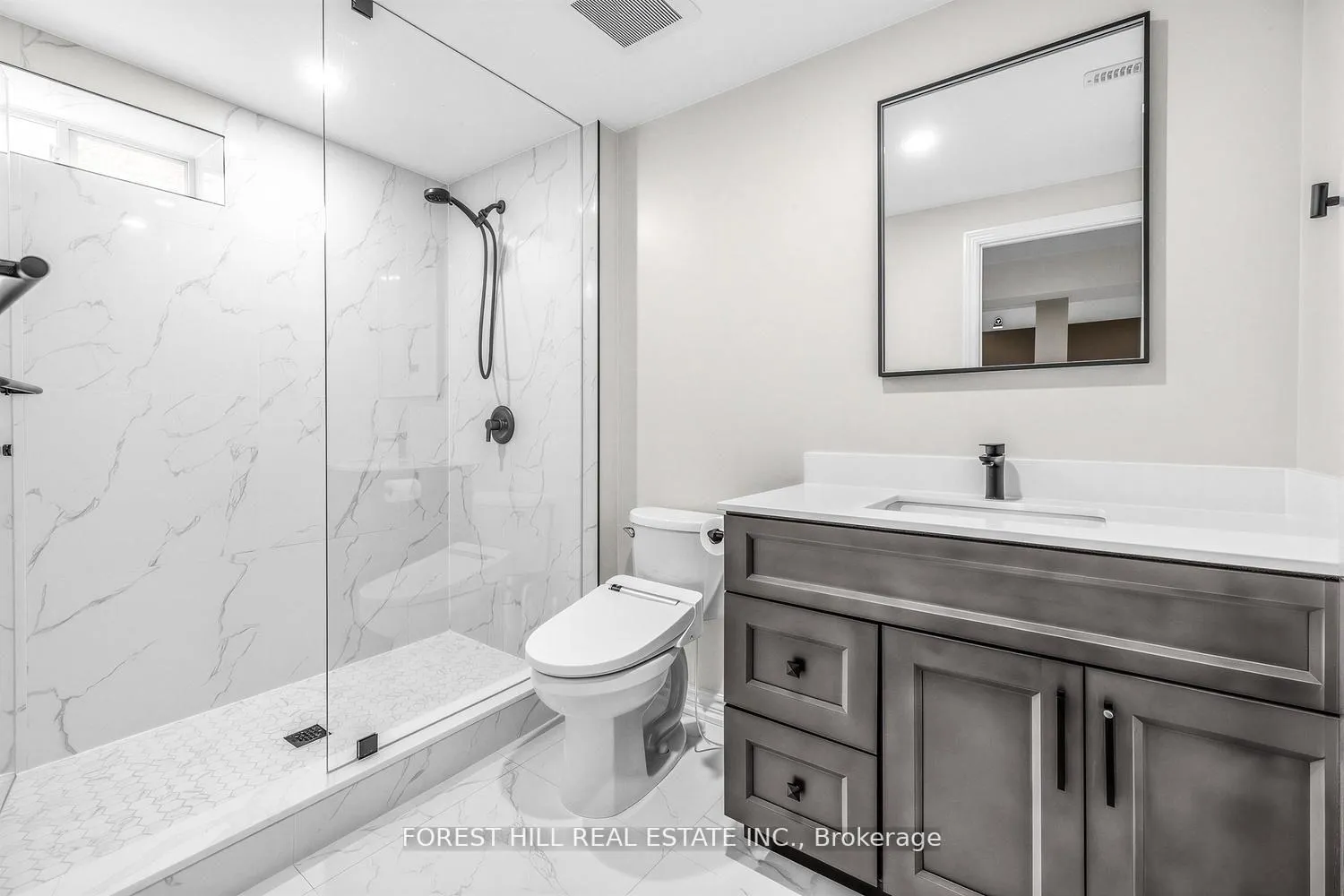 Photo 33 of 49 Seaton Drive, Aurora, Aurora Highlands — HOMEH