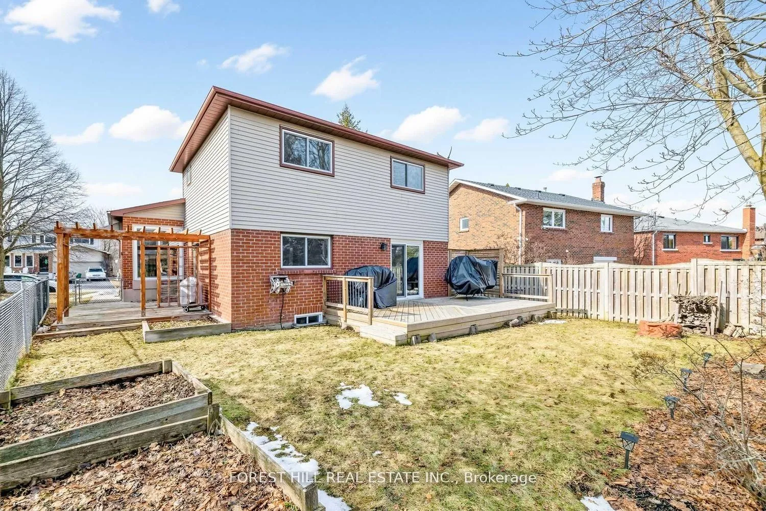 Photo 35 of 49 Seaton Drive, Aurora, Aurora Highlands — HOMEH