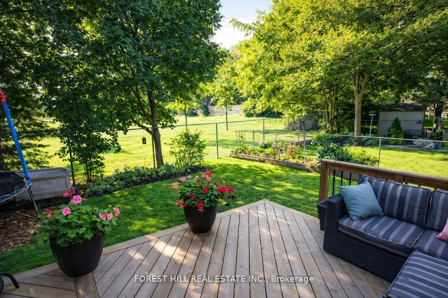 Photo 41 of 49 Seaton Drive, Aurora, Aurora Highlands — HOMEH