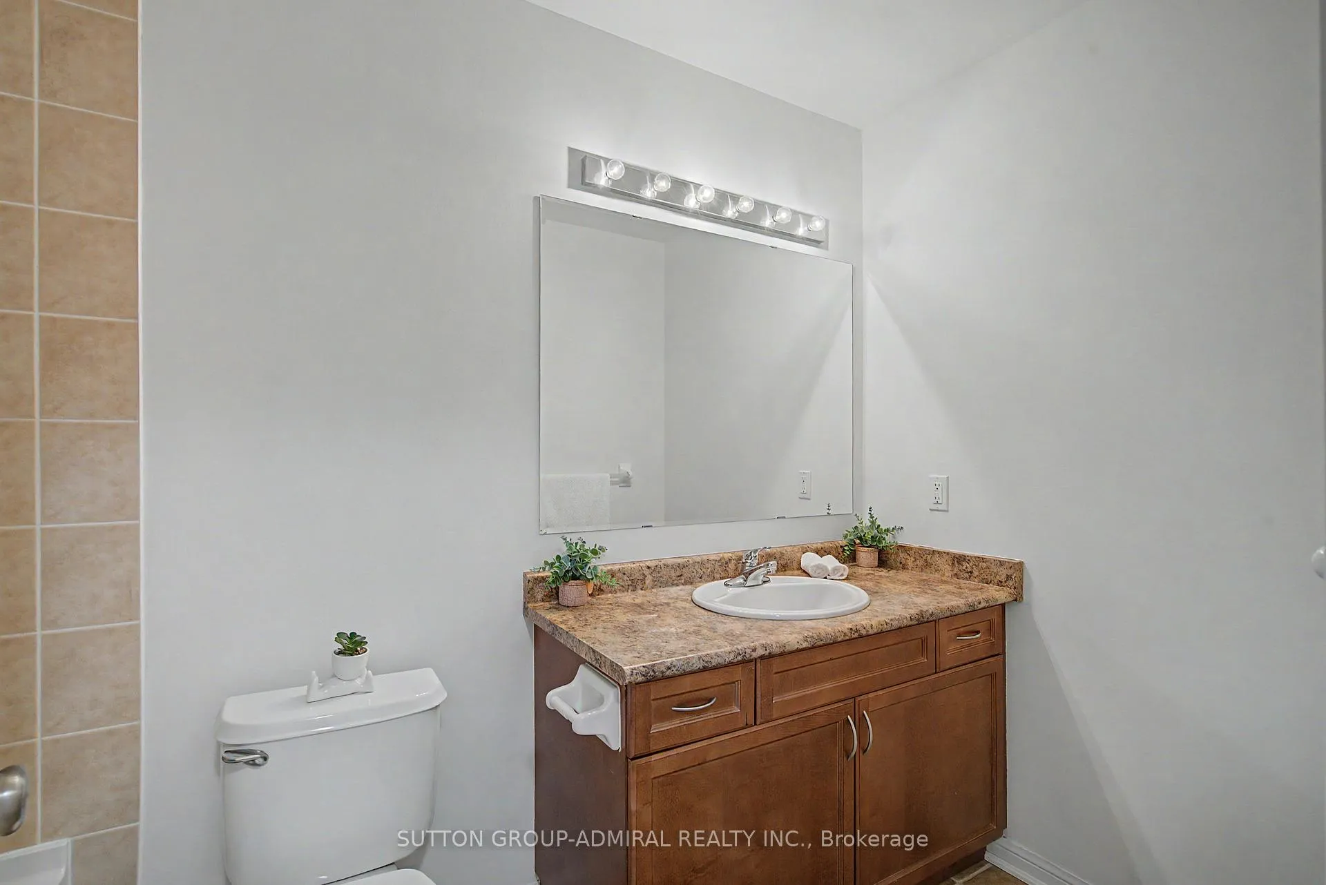 Photo 21 of 3117 Rotary Way, Burlington, Alton — HOMEH
