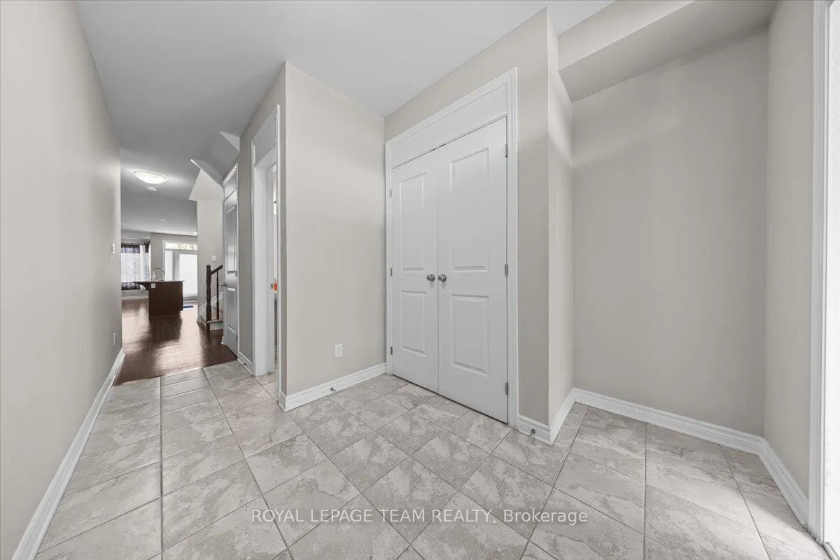 Photo 3 of 20 Cento Way, Ottawa, Stittsville (North) — HOMEH