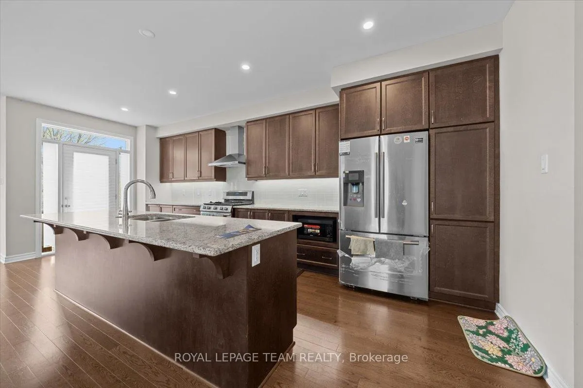 Photo 7 of 20 Cento Way, Ottawa, Stittsville (North) — HOMEH