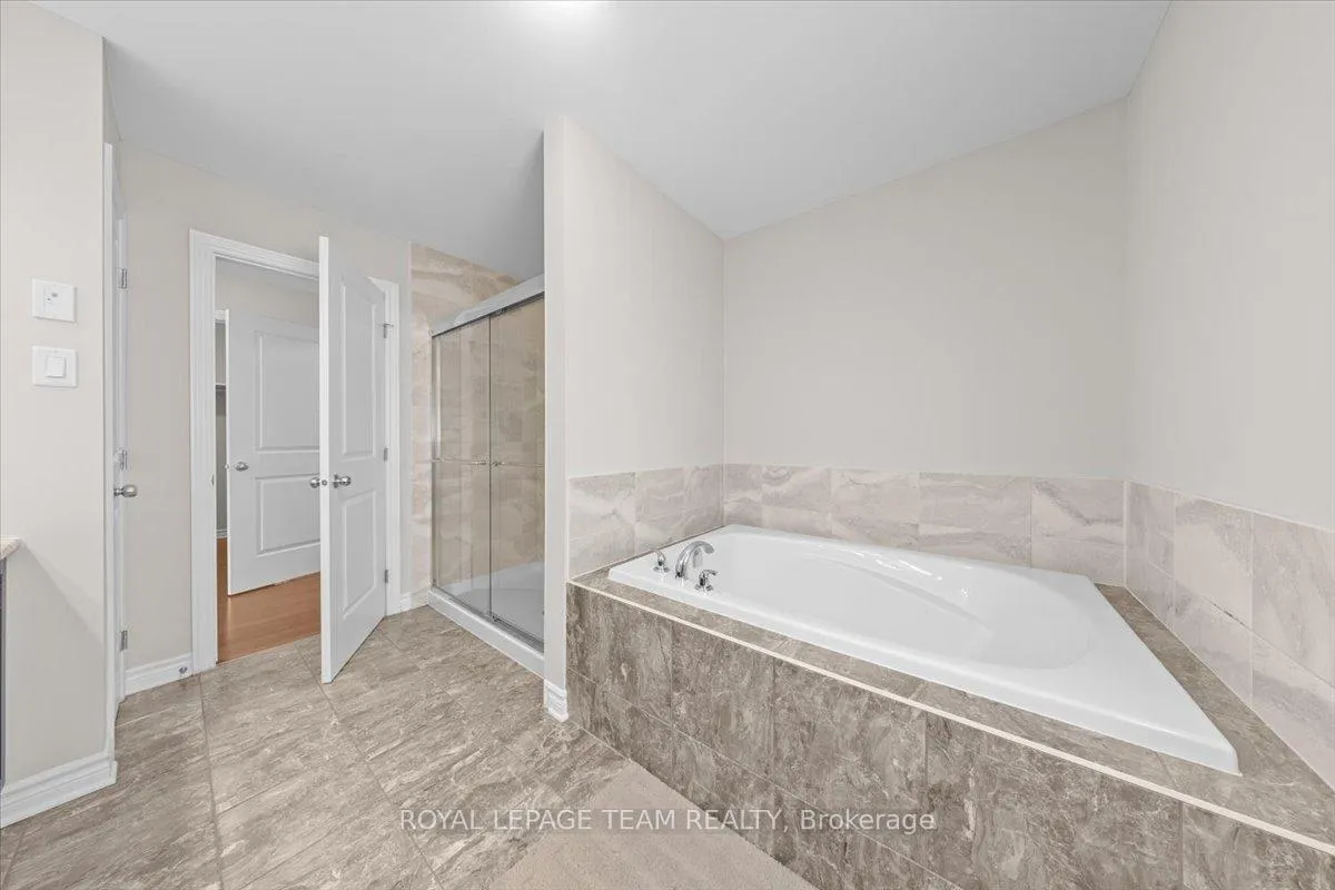 Photo 23 of 20 Cento Way, Ottawa, Stittsville (North) — HOMEH