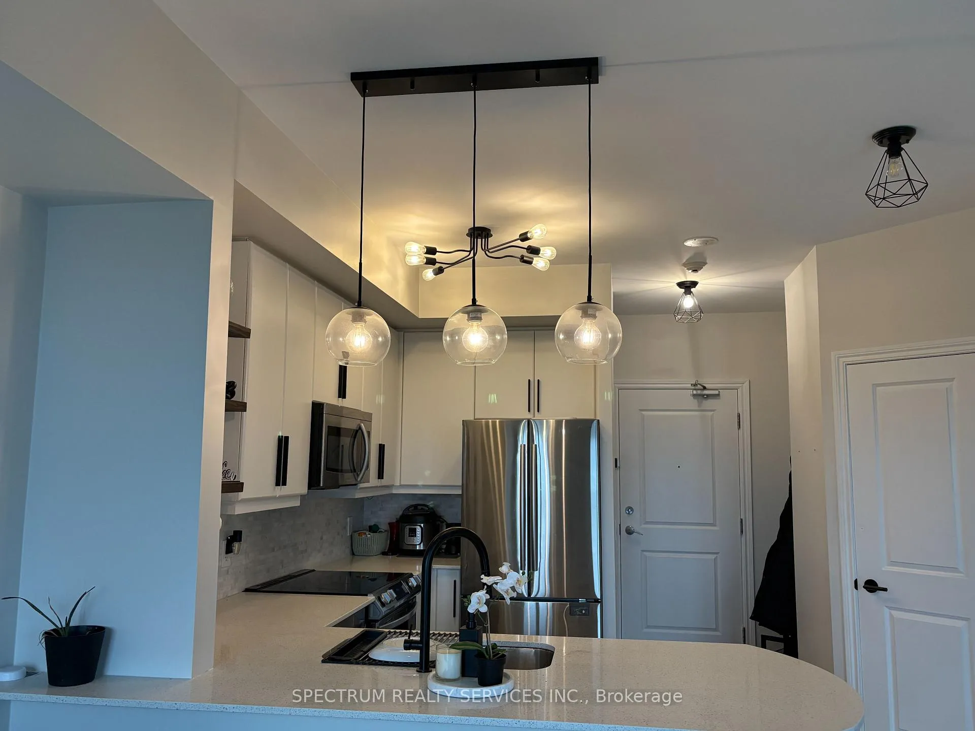 Photo 3 of Unit 1007, 7730 Kipling Avenue, Vaughan, Vaughan Grove — HOMEH