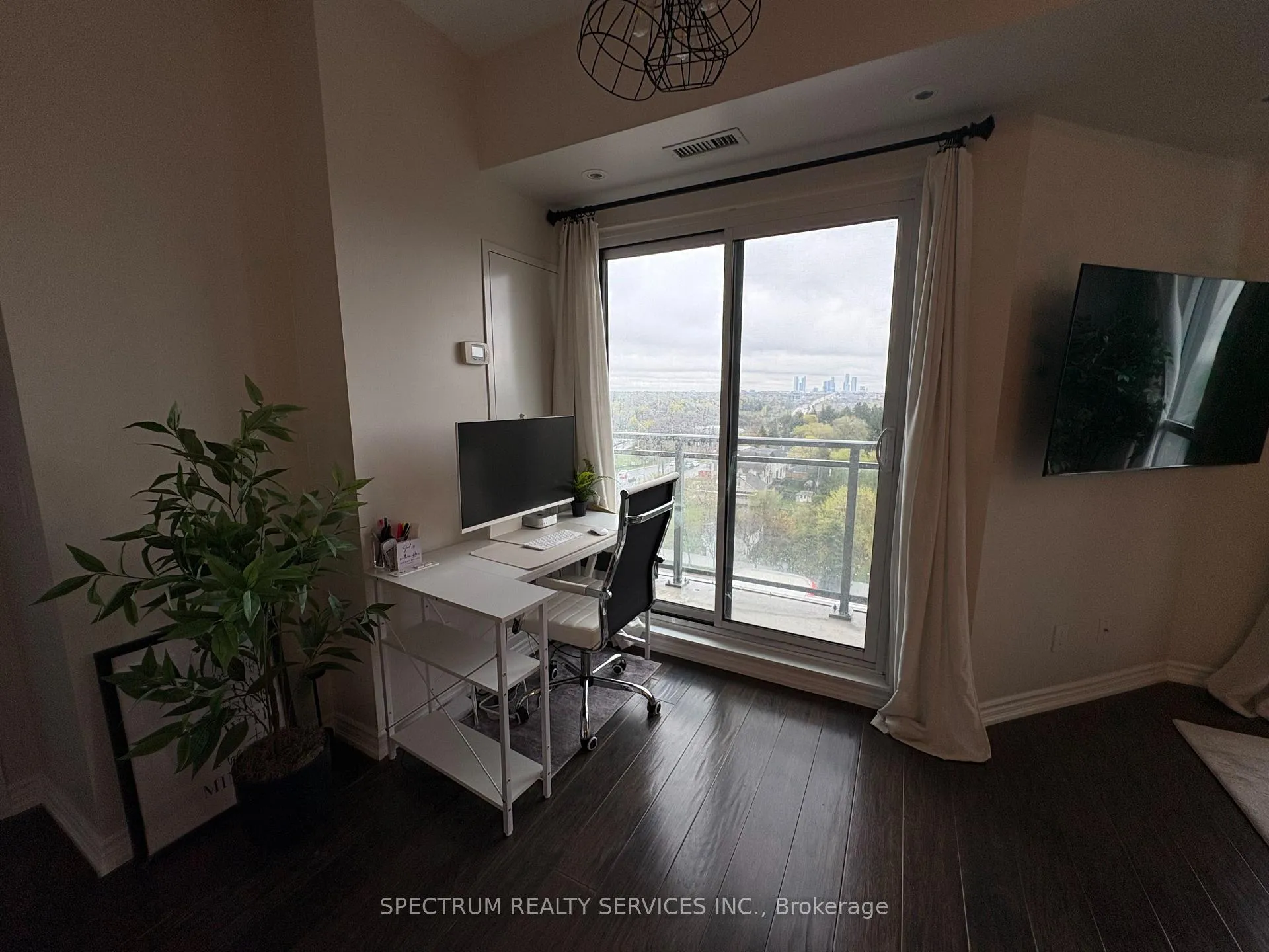 Photo 5 of Unit 1007, 7730 Kipling Avenue, Vaughan, Vaughan Grove — HOMEH