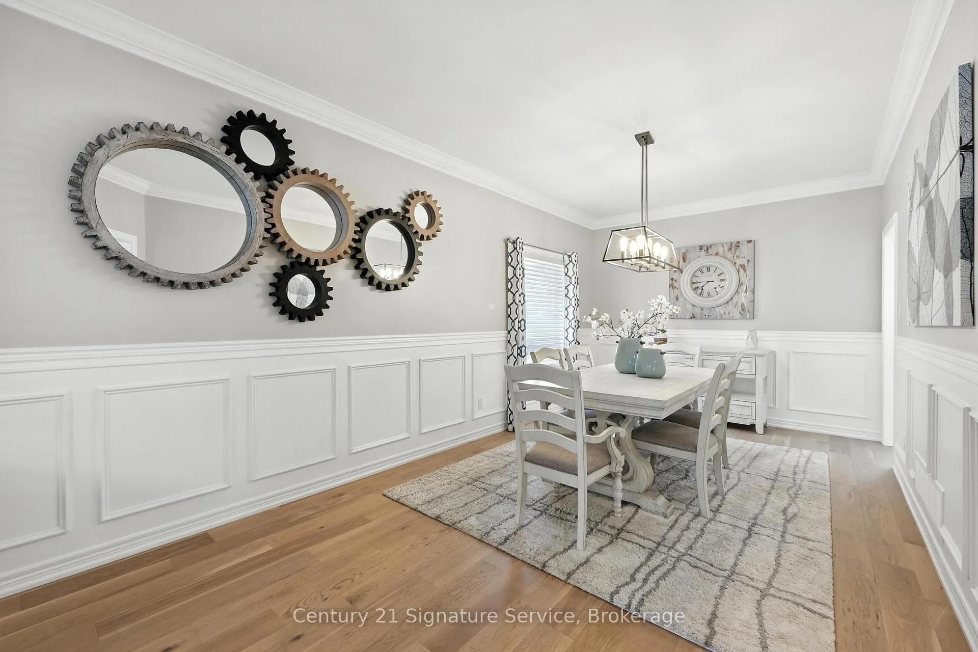 Photo 5 of 77 Esposito Drive, Caledon, Bolton East — HOMEH