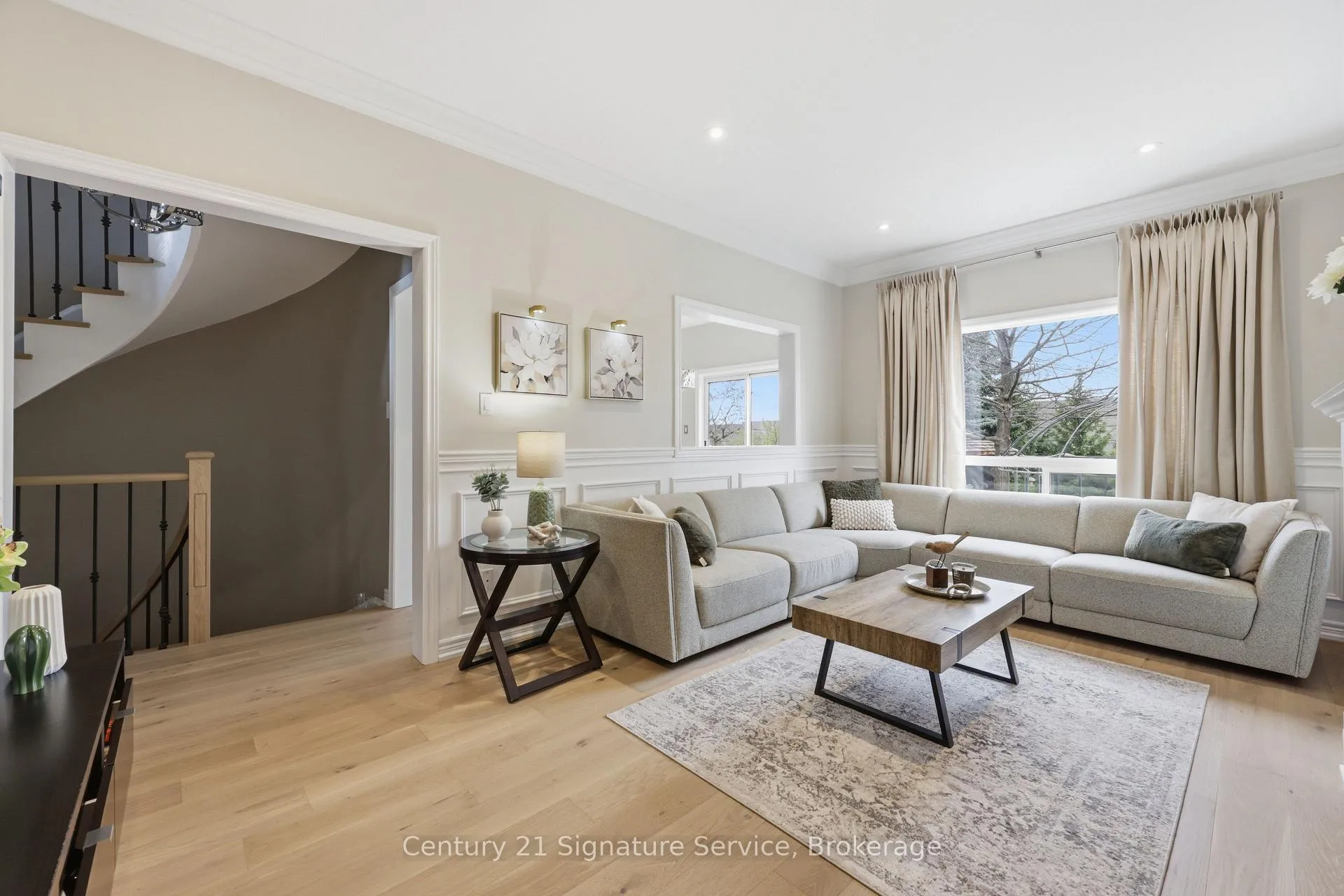 Photo 15 of 77 Esposito Drive, Caledon, Bolton East — HOMEH
