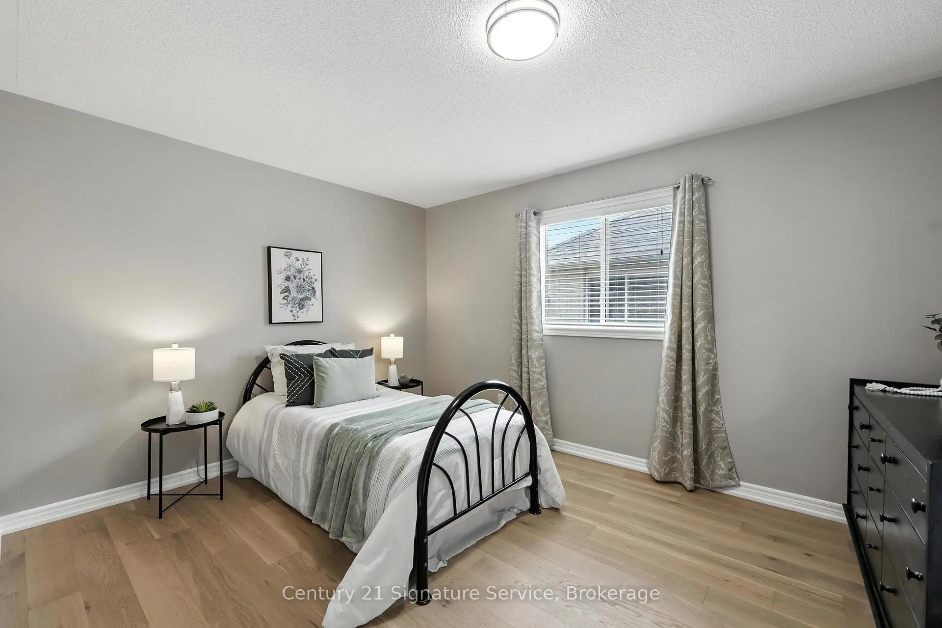 Photo 20 of 77 Esposito Drive, Caledon, Bolton East — HOMEH