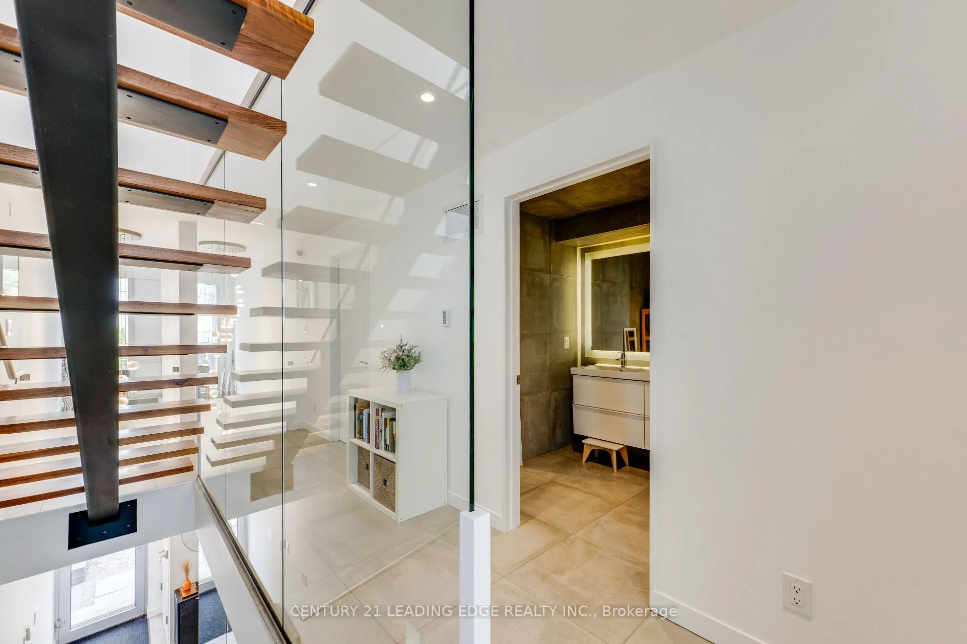 Photo 23 of 81 Dagmar Avenue, Toronto, South Riverdale — HOMEH