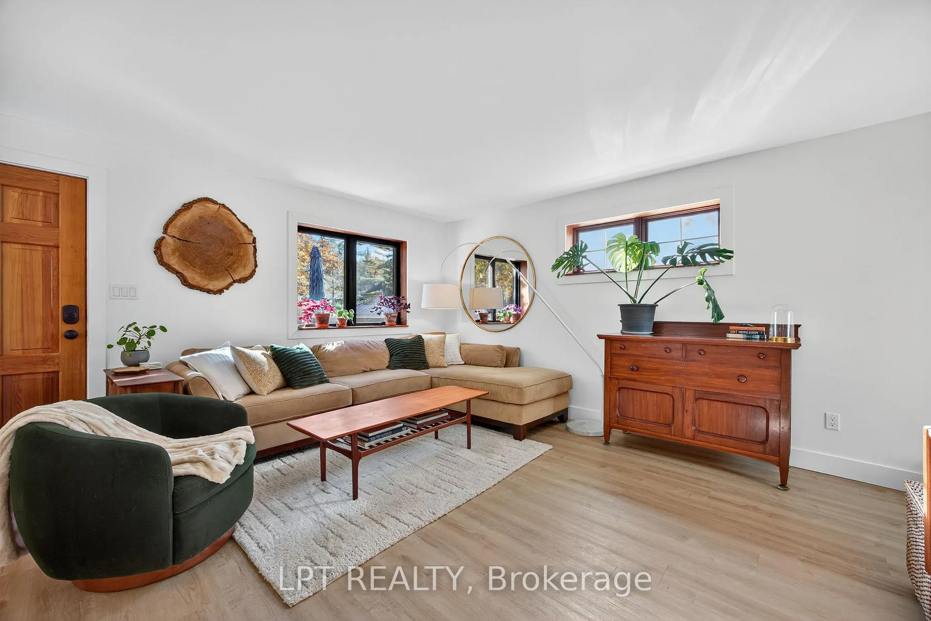 Photo 7 of 154 Park Road, Tiny, Rural Tiny — HOMEH