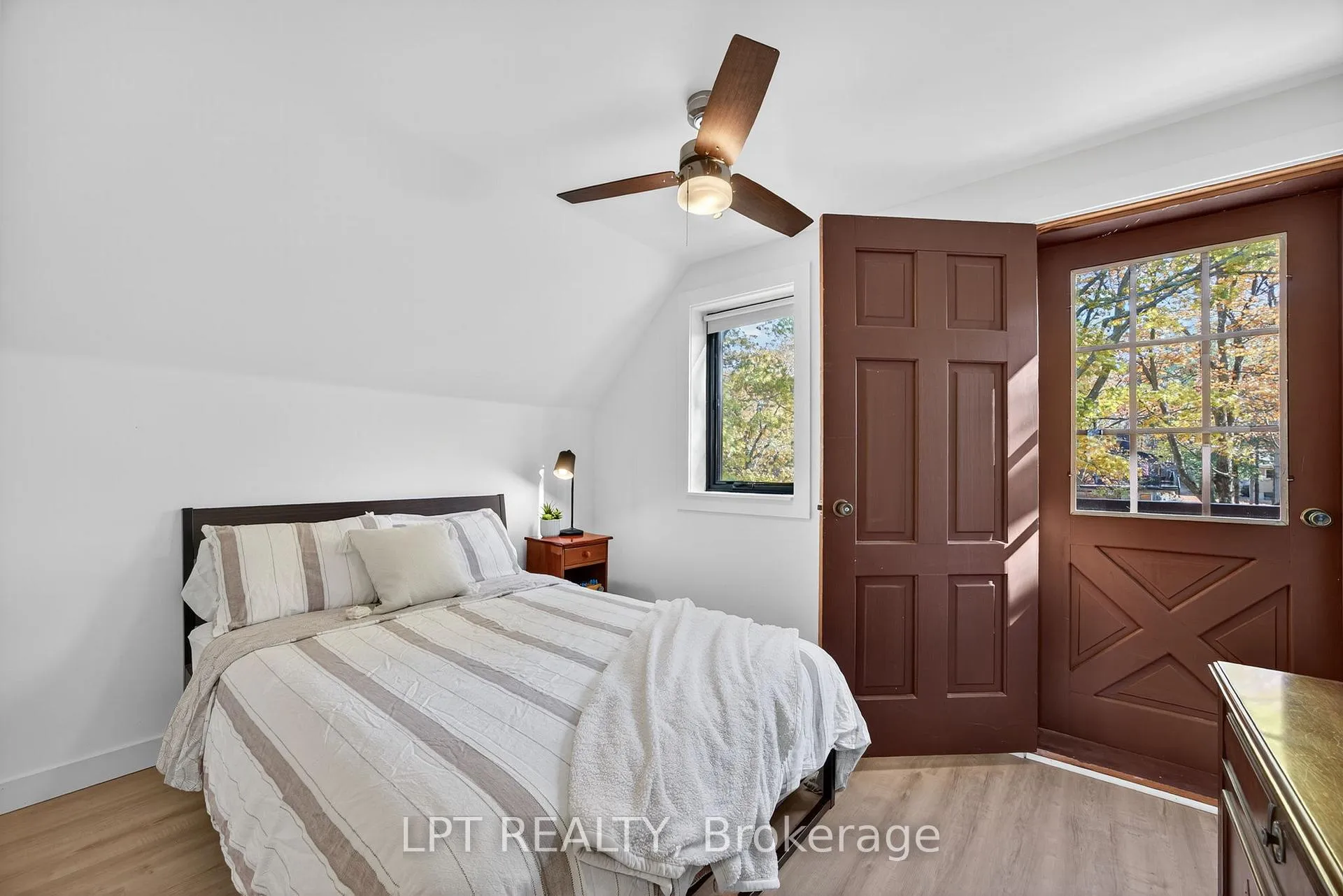 Photo 24 of 154 Park Road, Tiny, Rural Tiny — HOMEH