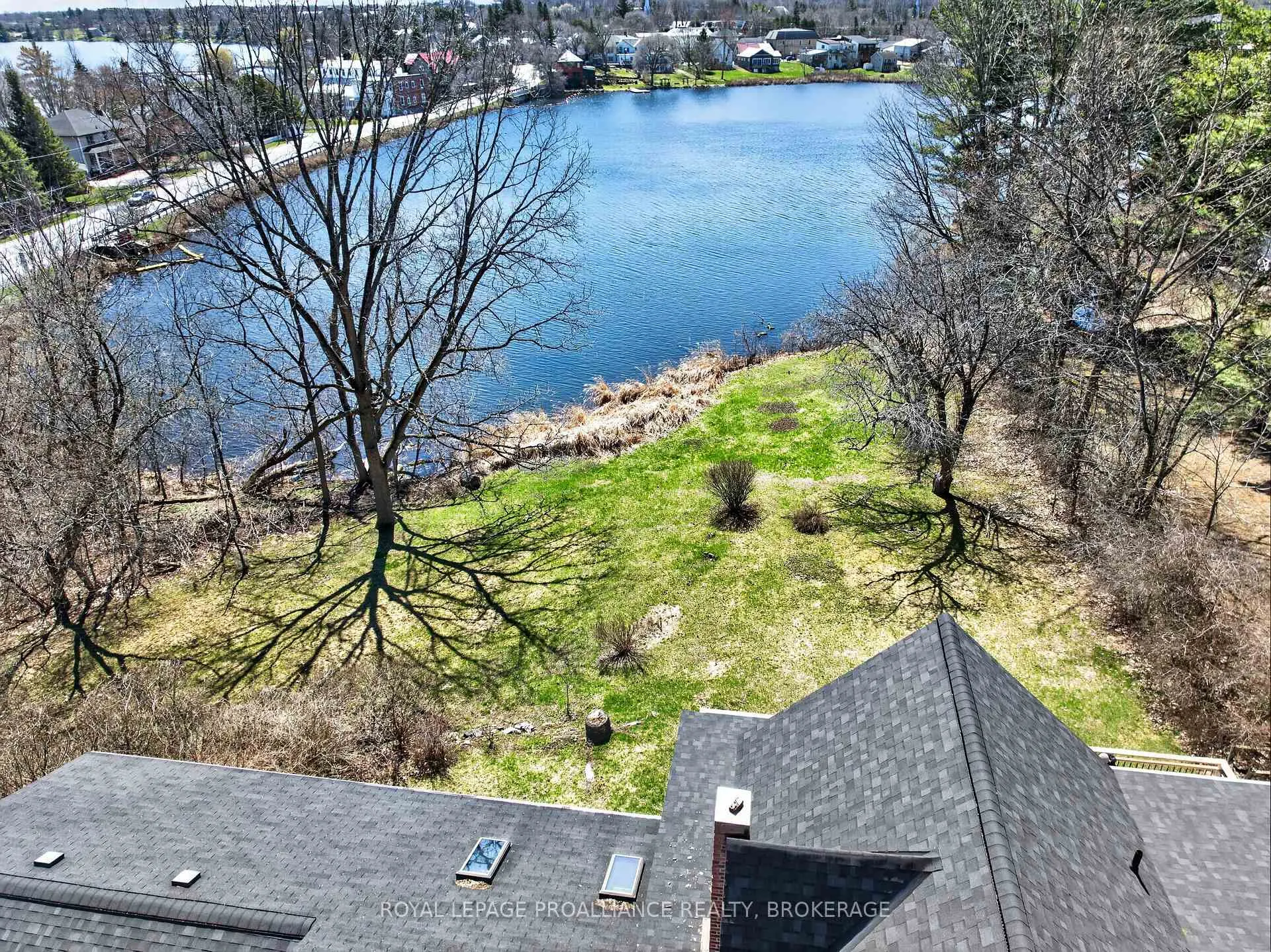 Photo 15 of 1 Pond Street, Westport — HOMEH
