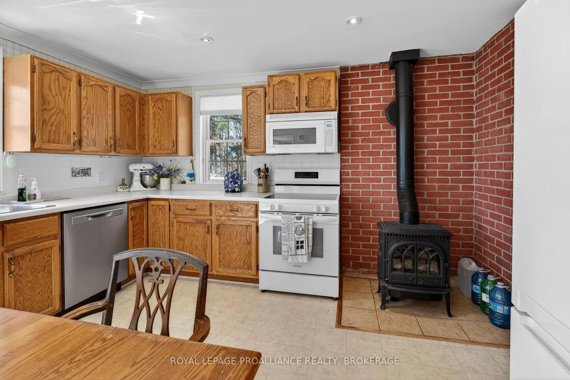 Photo 29 of 1 Pond Street, Westport — HOMEH