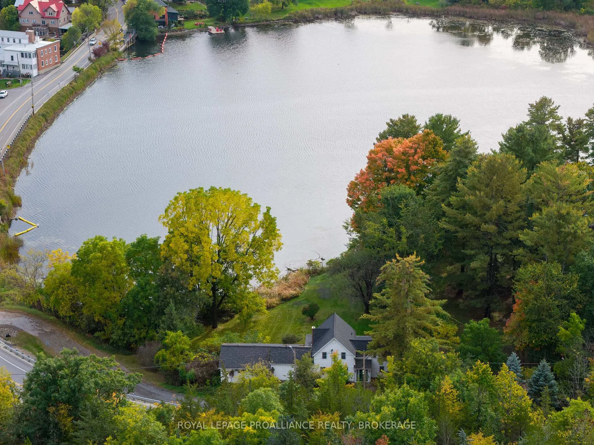 Photo 12 of 1 Pond Street, Westport — HOMEH