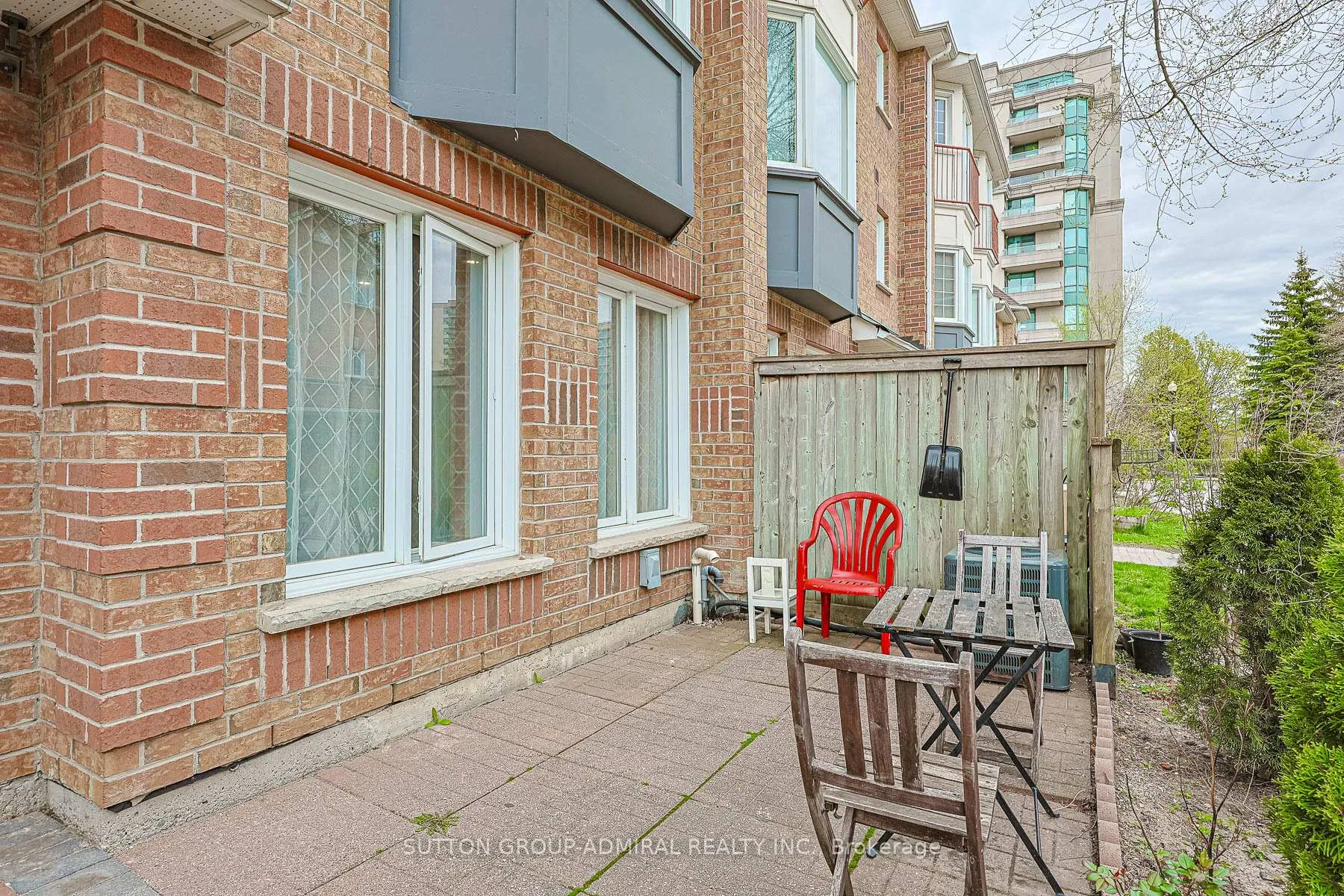 Photo 3 of Unit 96, 151 Townsgate Drive, Vaughan, Crestwood-Springfarm-Yorkhill — HOMEH