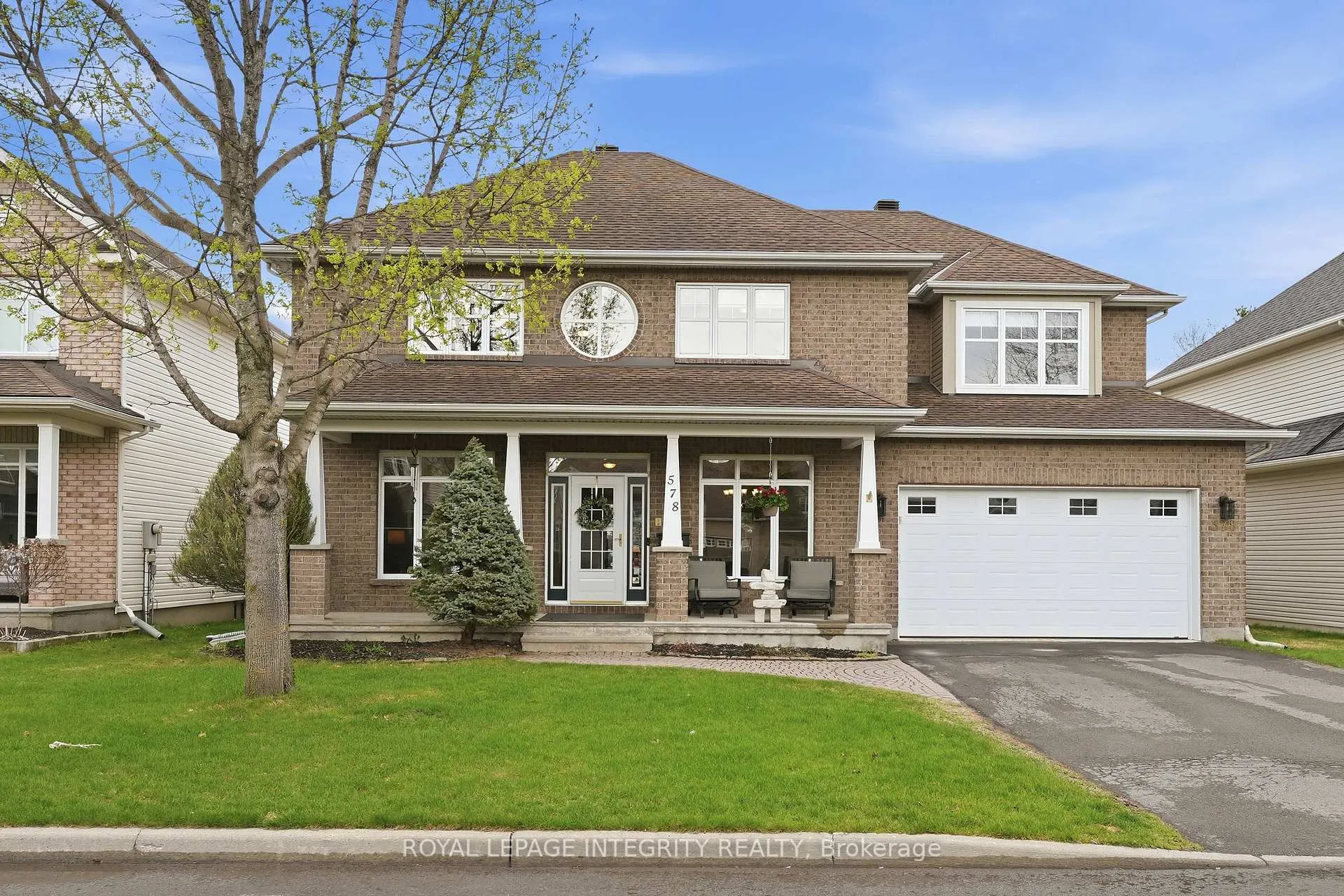 Front of 578 Devonwood Circle