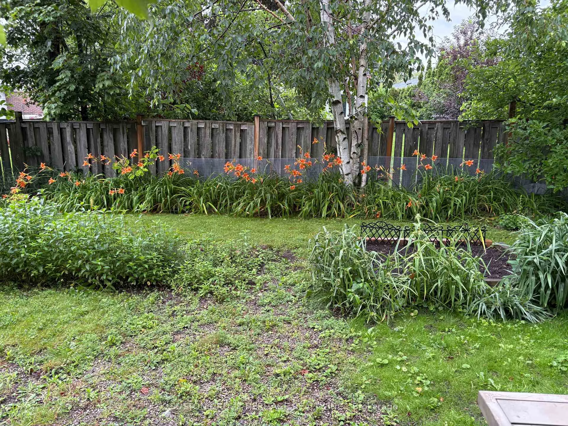 Photo 43 of 35 Albery Crescent, Ajax, South East — HOMEH