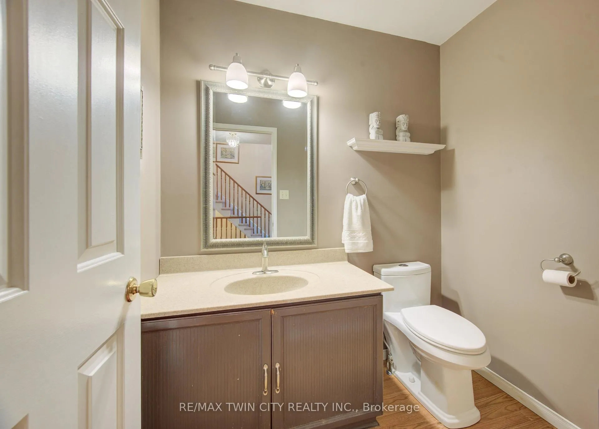 Photo 20 of 112 West Acres Crescent, Kitchener — HOMEH