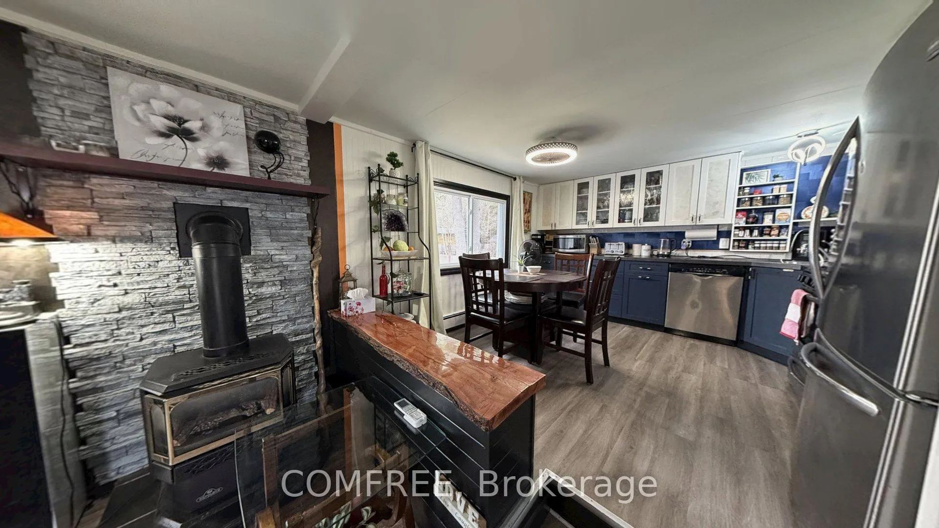 Photo 23 of 1713 Hwy 11 Out S, Gravenhurst, Morrison — HOMEH