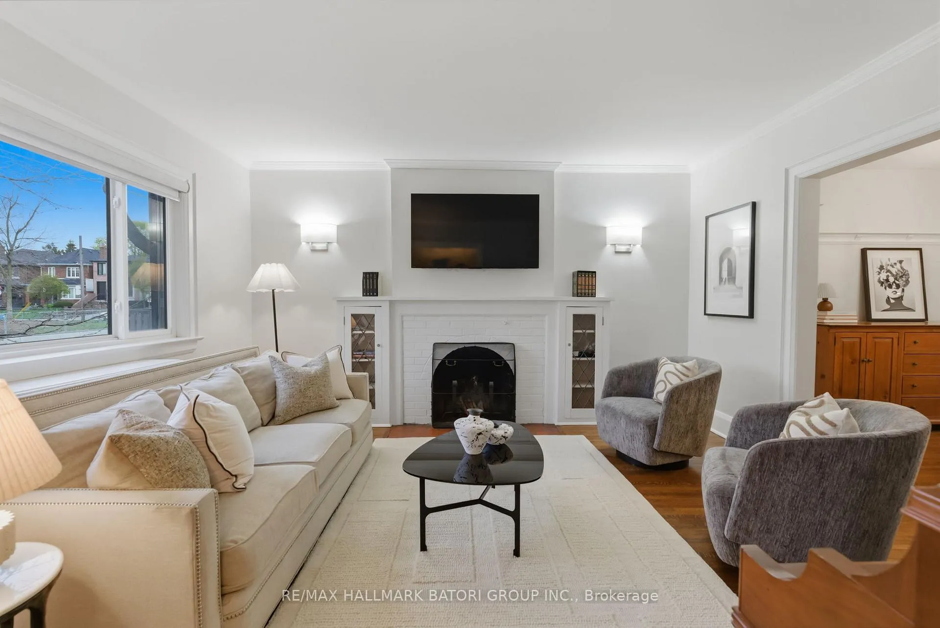 Photo 3 of 197 Greer Road, Toronto, Lawrence Park North — HOMEH