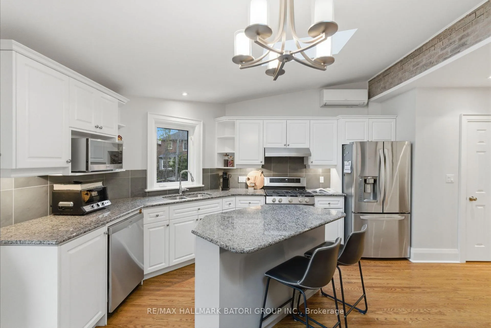 Photo 11 of 197 Greer Road, Toronto, Lawrence Park North — HOMEH