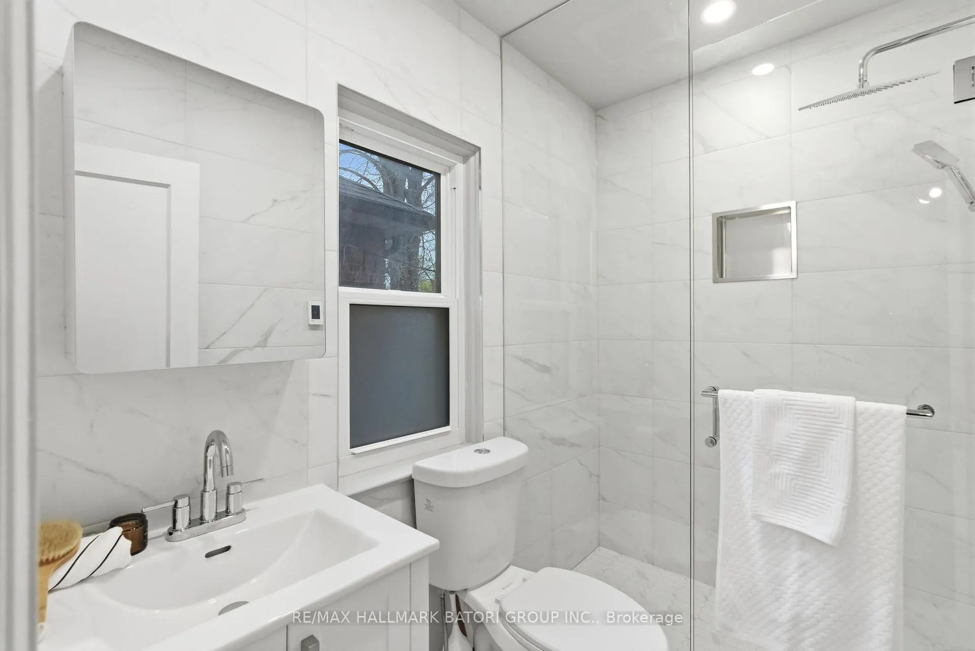 Photo 14 of 197 Greer Road, Toronto, Lawrence Park North — HOMEH