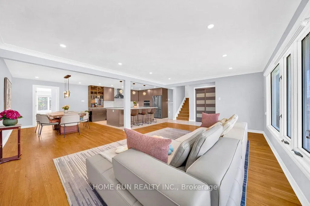 Photo 7 of 3334 Riverside Drive, Ottawa, Mooneys Bay/Revelstoke — HOMEH