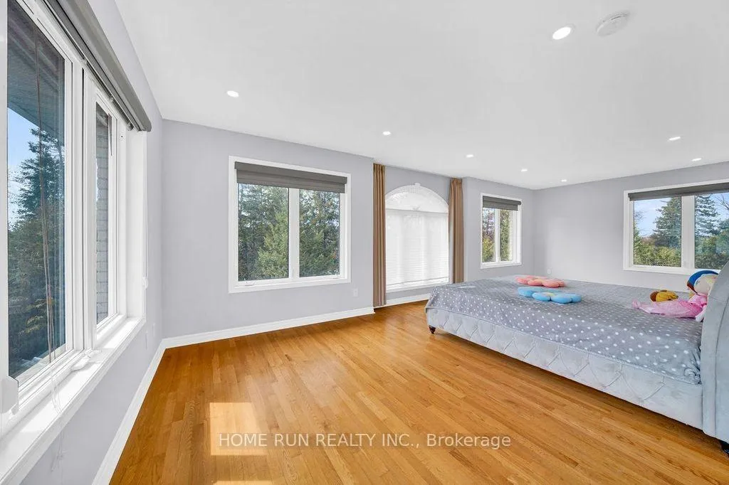 Photo 17 of 3334 Riverside Drive, Ottawa, Mooneys Bay/Revelstoke — HOMEH