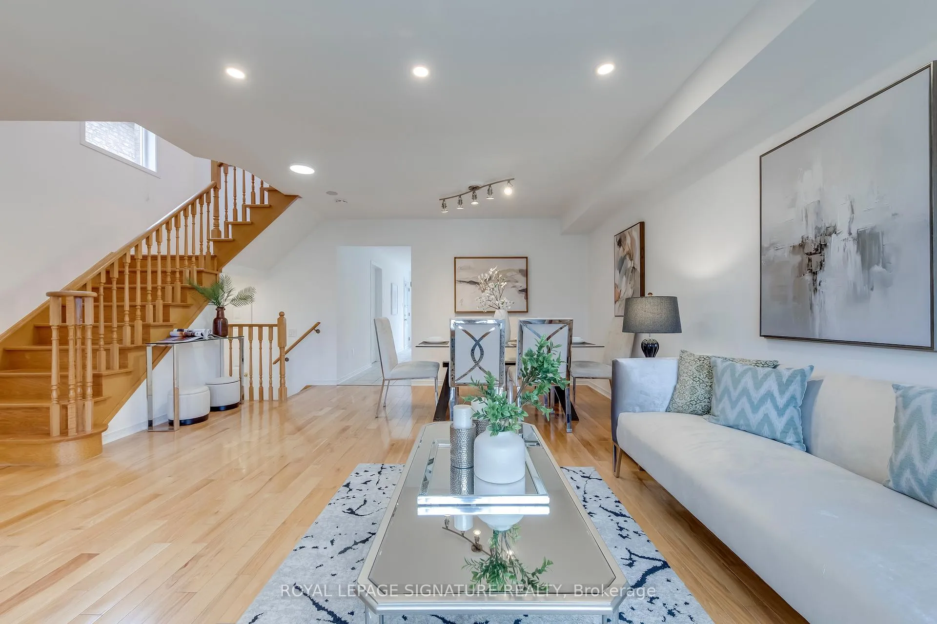 Photo 4 of 251 Mingay Avenue, Markham, Wismer — HOMEH