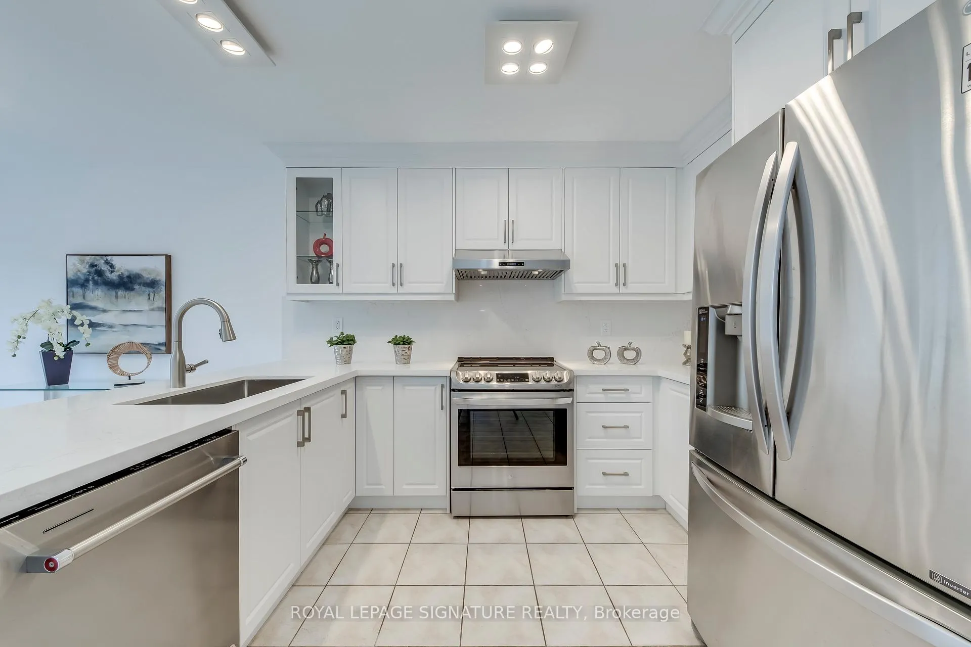 Photo 8 of 251 Mingay Avenue, Markham, Wismer — HOMEH