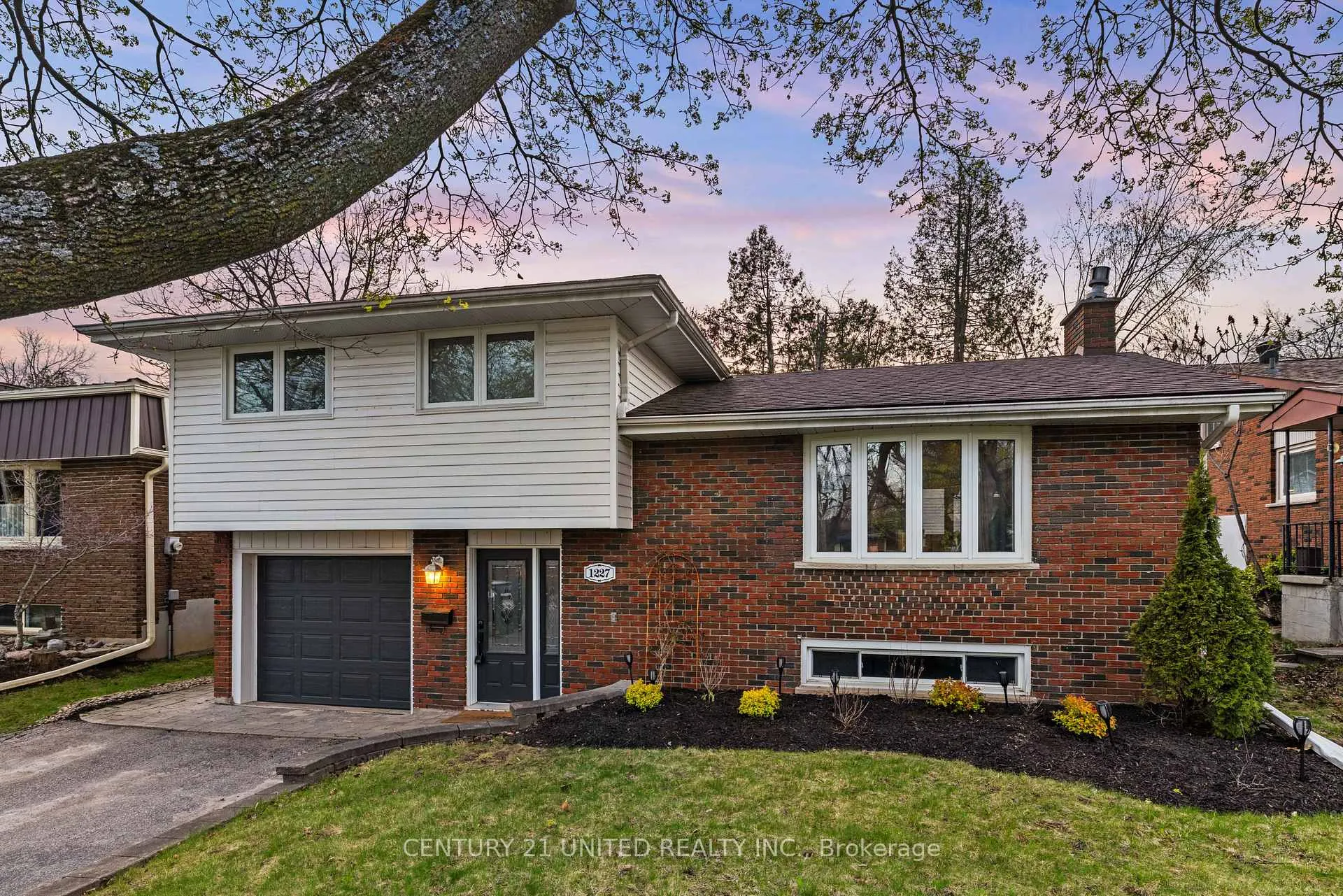 Front of 1227 Cartier Boulevard