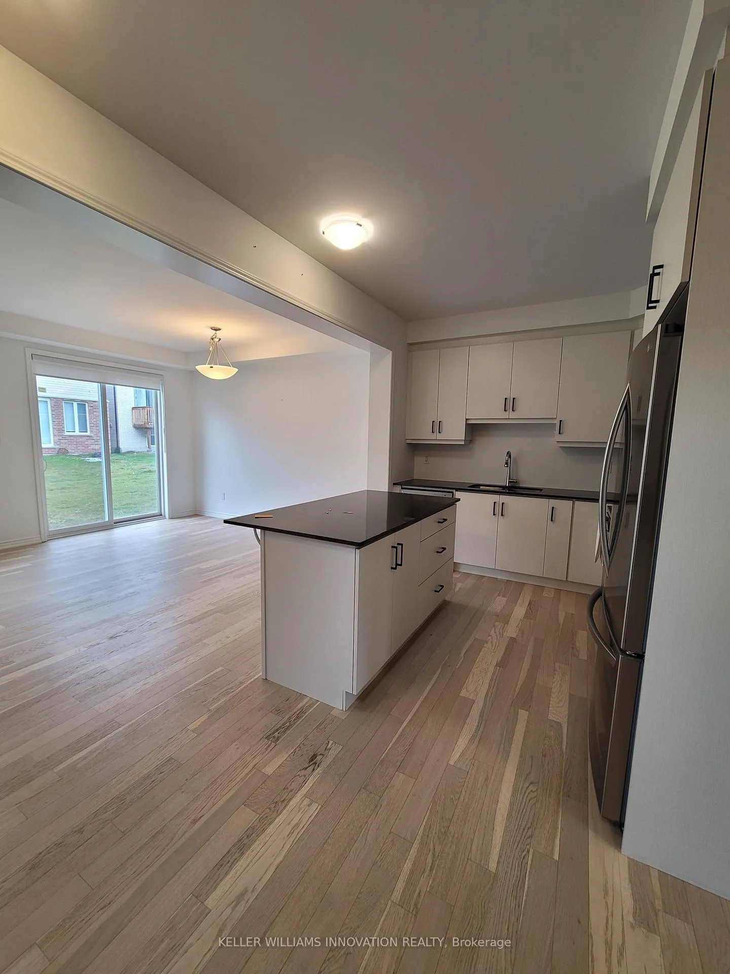 Photo 3 of 34 Routley Street, Kitchener — HOMEH